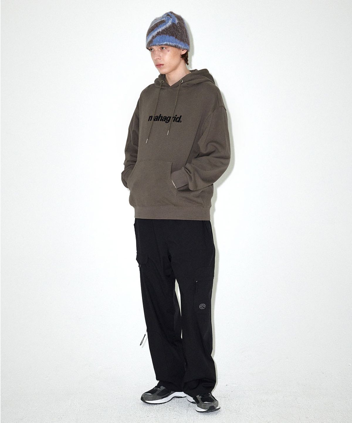 마하그리드(MAHAGRID) BASIC LOGO HOODIE BROWN(MG2EFMM407A)