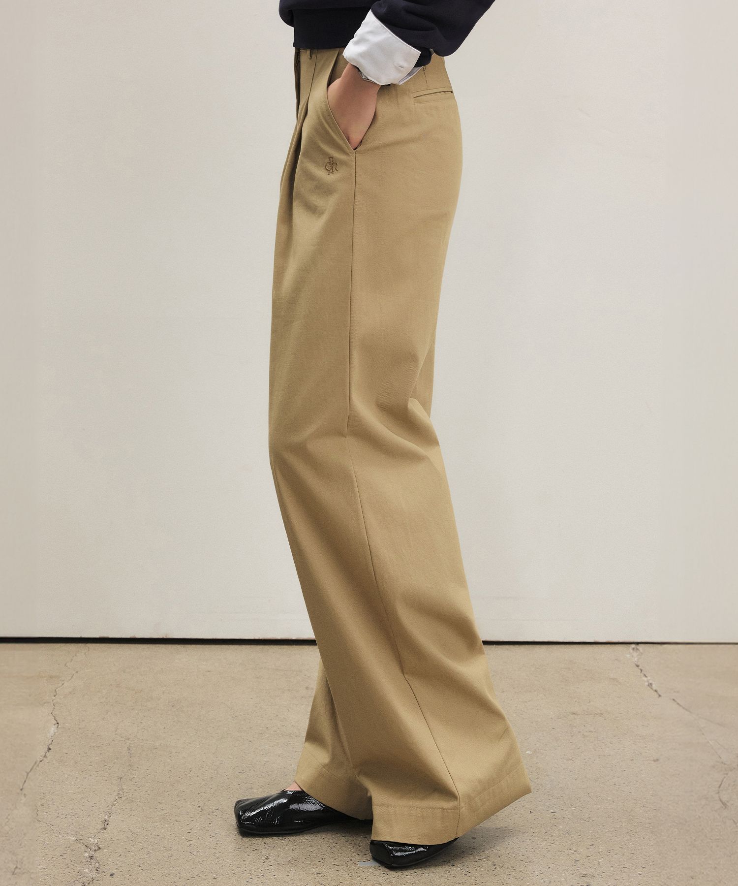 ☆送料・関税込☆CITYBREEZE★ONE TUCK WIDE CHINO PANTS★ MUSINSA | CITYBREEZE WOMAN One Tuck Wide Chino Pants_CAMEL BEIGE