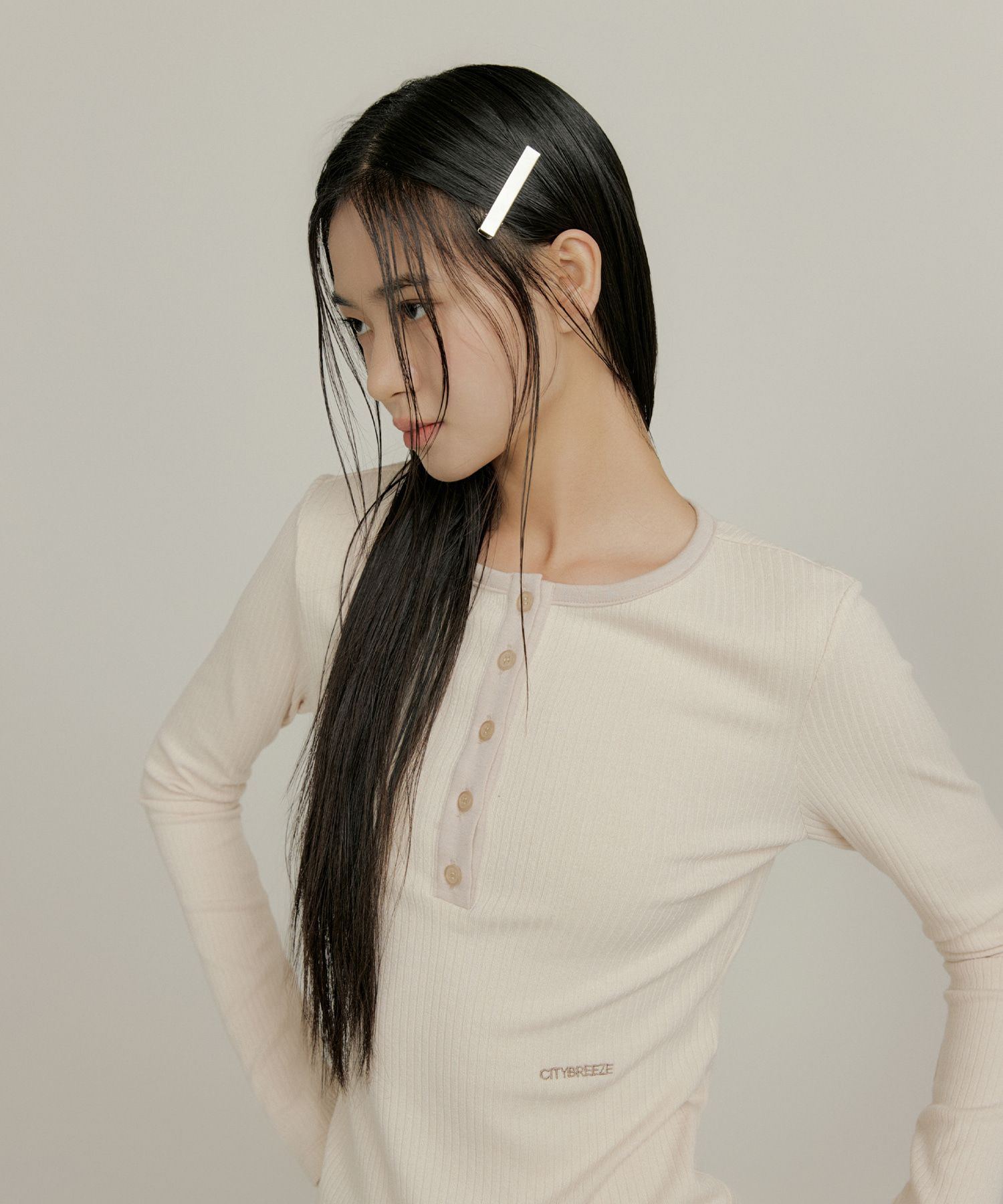 ☆【CITYBREEZE】☆ESSENTIAL HENLEY NECK LONG SLEEVE T-SHIRT MUSINSA | CITYBREEZE WOMAN Essential Henley Neck Long Sleeve