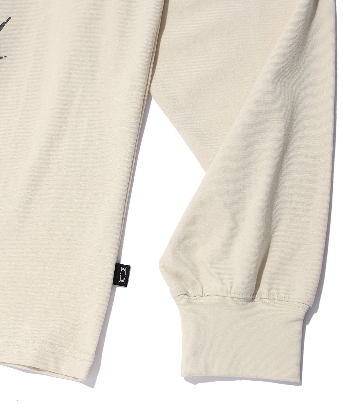 크리틱(CRITIC) CRITICAL INVASION LONG SLEEVE T-SHIRT CREAM