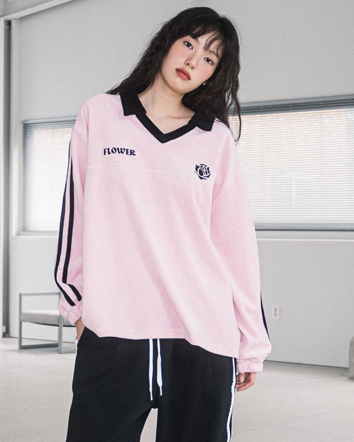 해비즘(HAVISM) OVERSIZE VELOUR V-NECK L/S TEE(PINK)