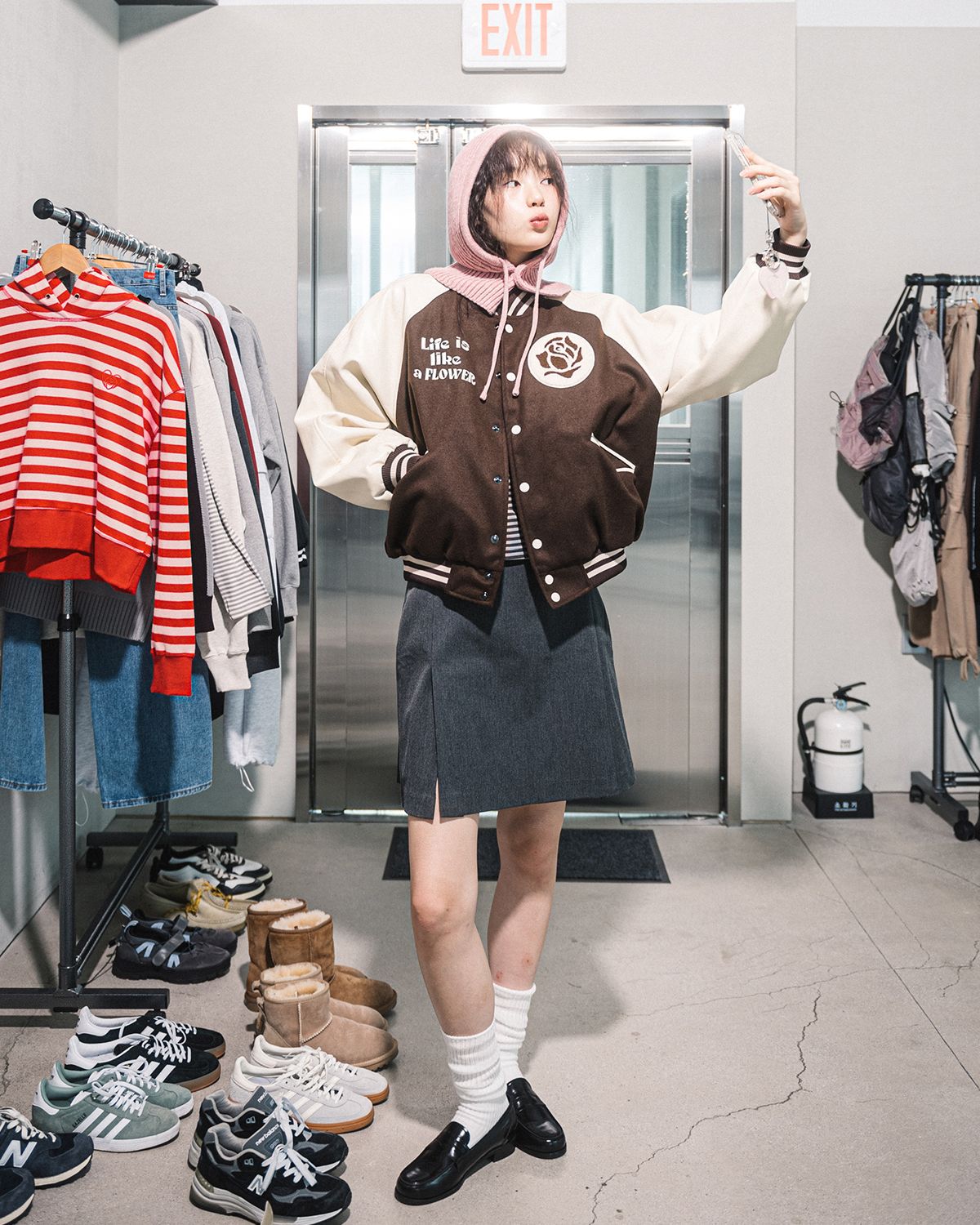 해비즘(HAVISM) ROSE LLF VARSITY JACKET(BROWN)