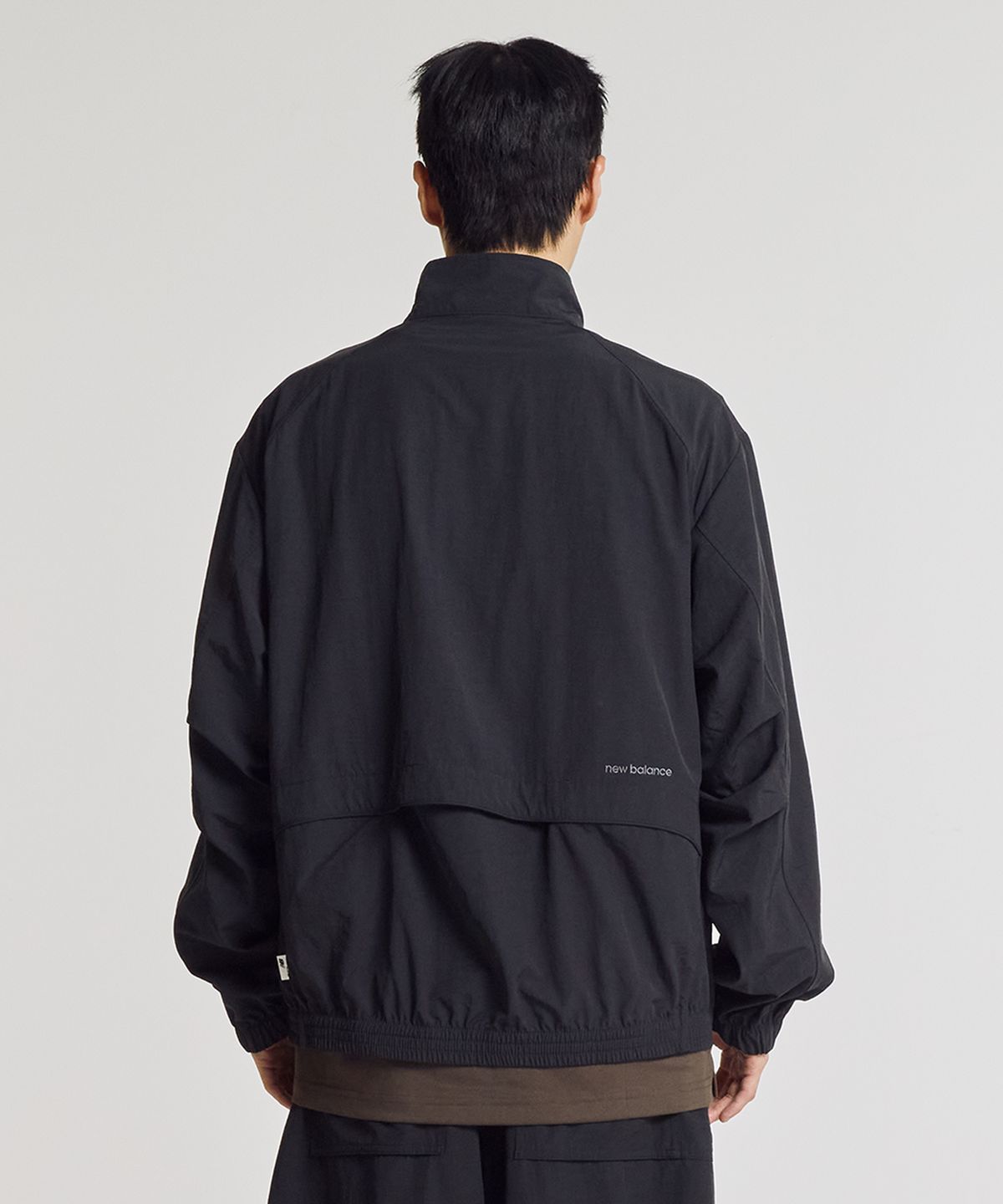 뉴발란스(NEW BALANCE) NBNAG31803 / UNI 에센셜 헤리티지 스탠드넥 웜업자켓 (BLACK)