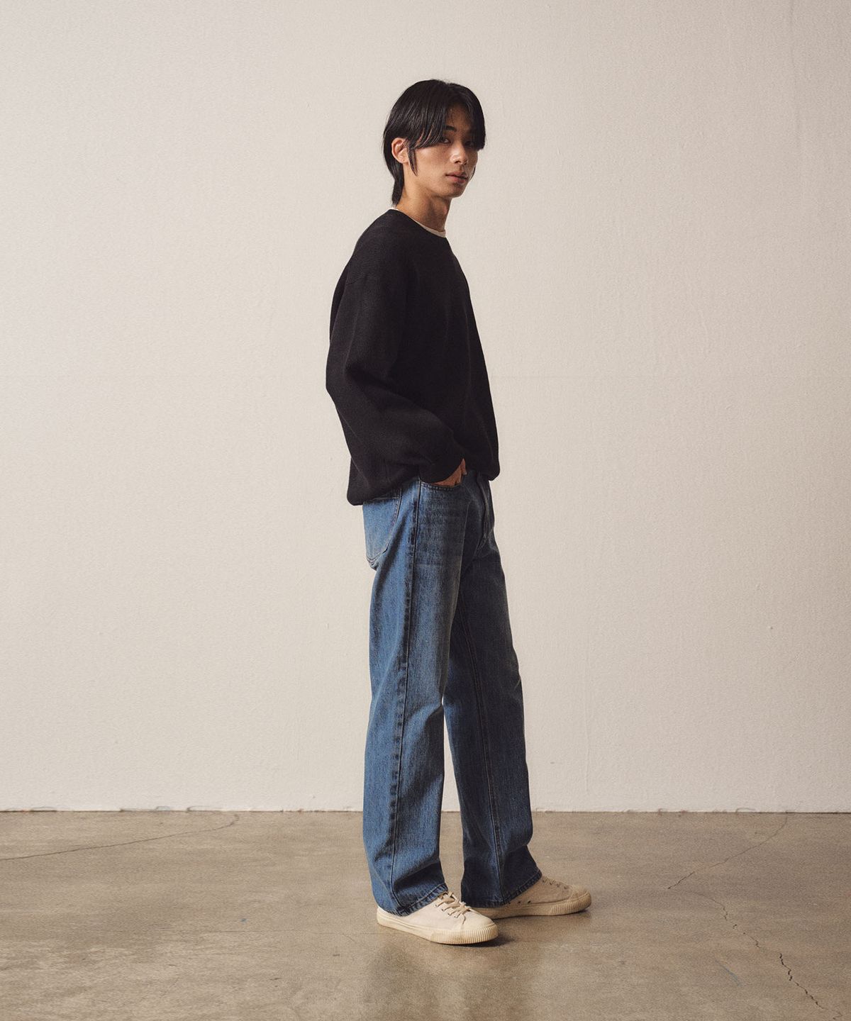 이지오(EZIO) LooseFit Basic Knit_Black