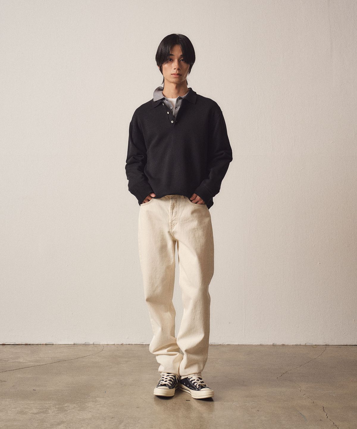 이지오(EZIO) 3 Buttons Collar Knit_Black