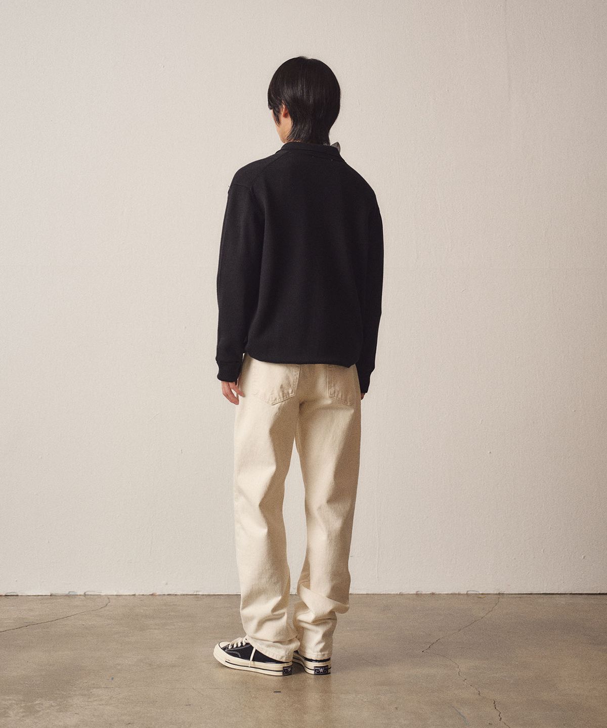 이지오(EZIO) 3 Buttons Collar Knit_Black