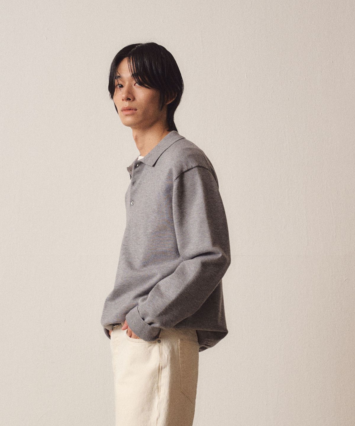 이지오(EZIO) 3 Buttons Collar Knit_Grey