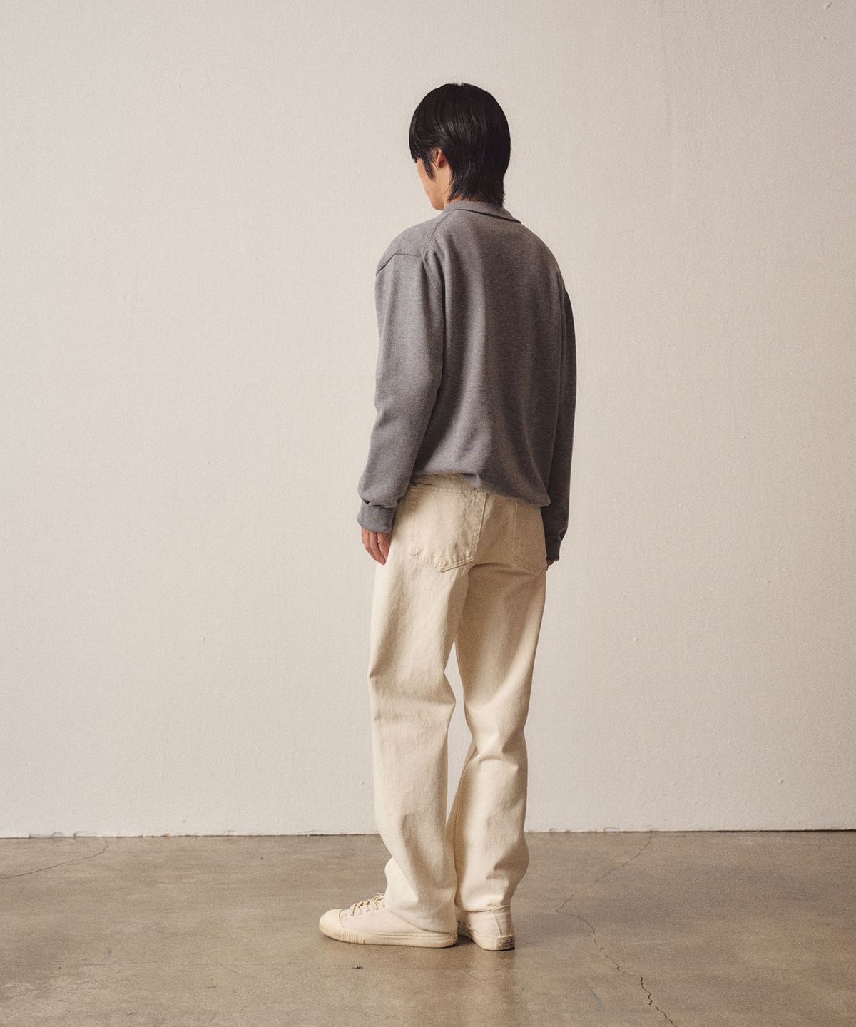 이지오(EZIO) 3 Buttons Collar Knit_Grey