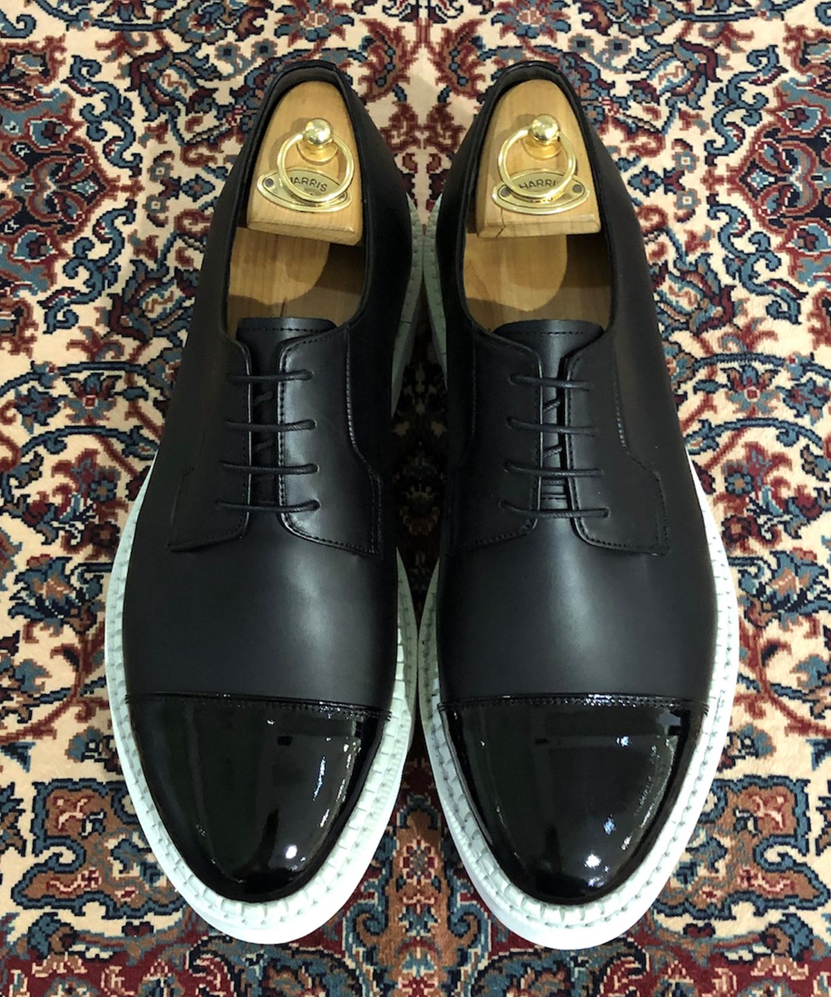 조앤슈(JOENSHOE) 휴만 투톤 워커 블랙