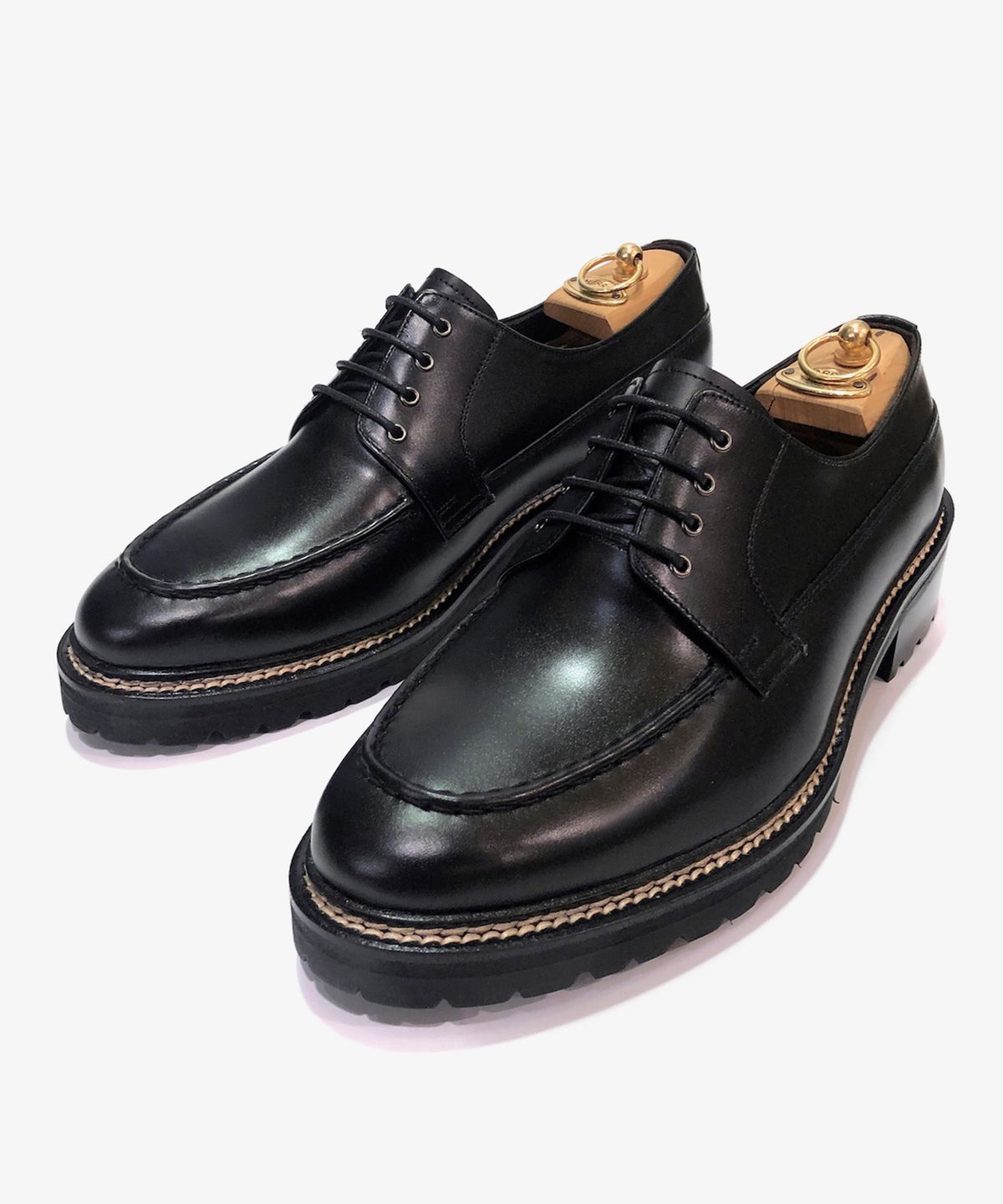조앤슈(JOENSHOE) 휴만 스티치 유팁 옥스퍼드 블랙