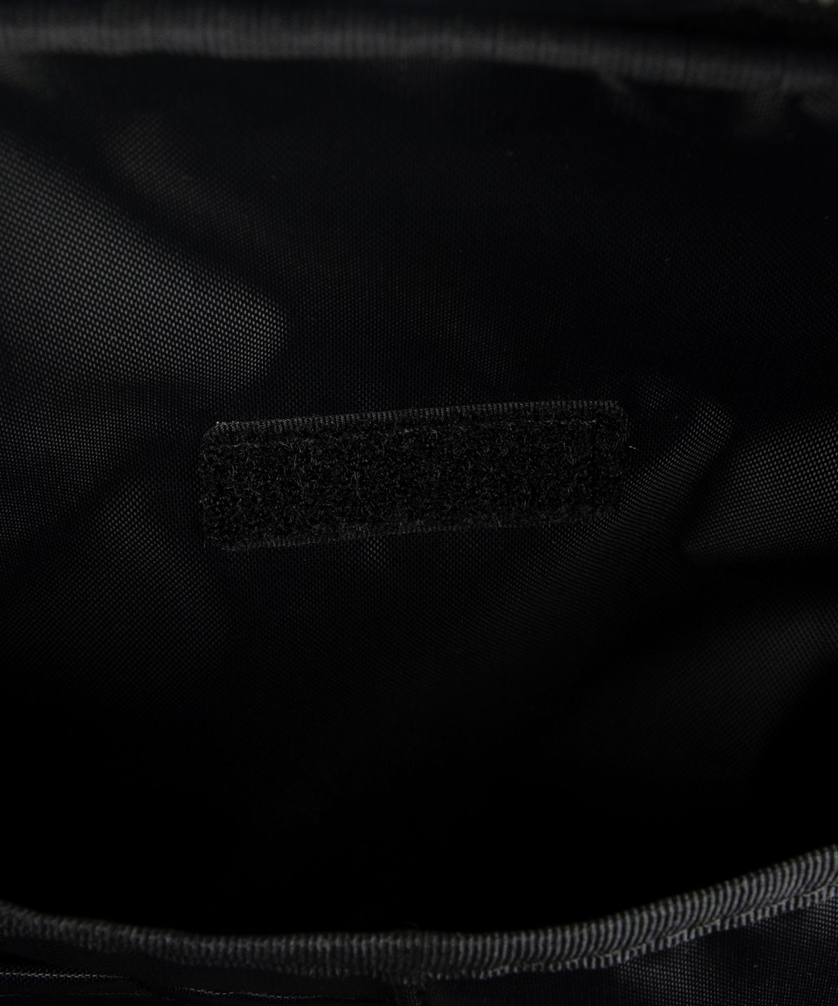 예스아이씨(YESEYESEE) Y.E.S Sweepy Backpack Black
