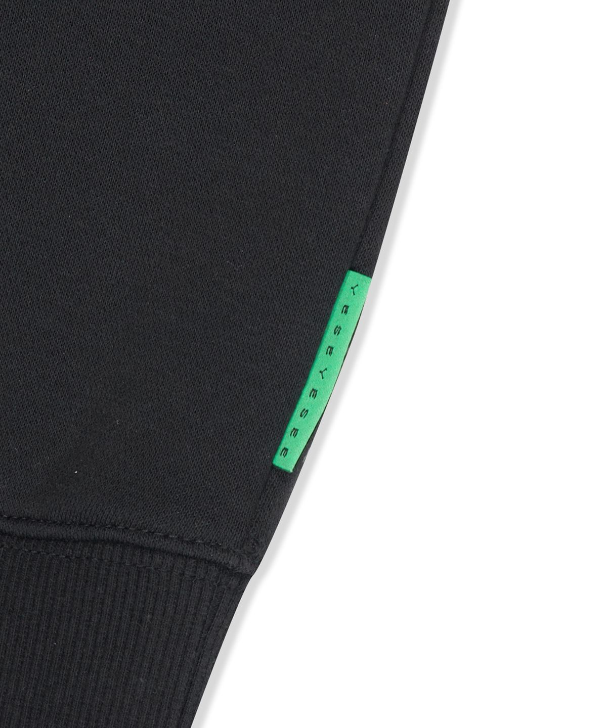 예스아이씨(YESEYESEE) S-Logo Hoodie Black