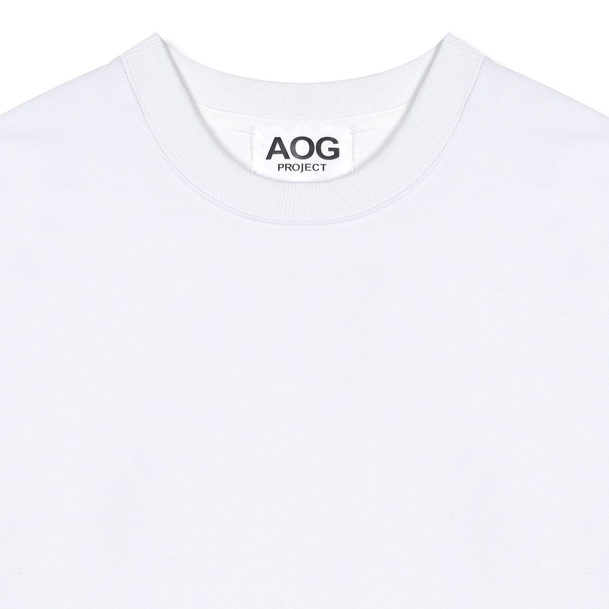에이오지프로젝트(AOG PROJECT) 빈티지 레터링 롱 슬리브 (화이트)