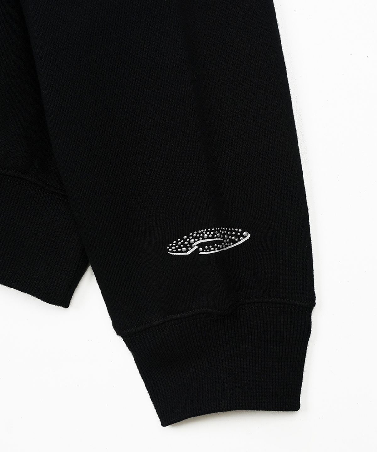 에프디알(FDR) Metal Hot Fix Logo Hoodie Black