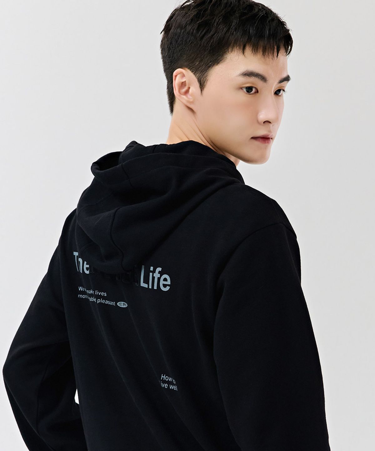 체이스컬트(CHASECULT) 공용 에센셜 레터링 후드 티셔츠-DEZU5104B03