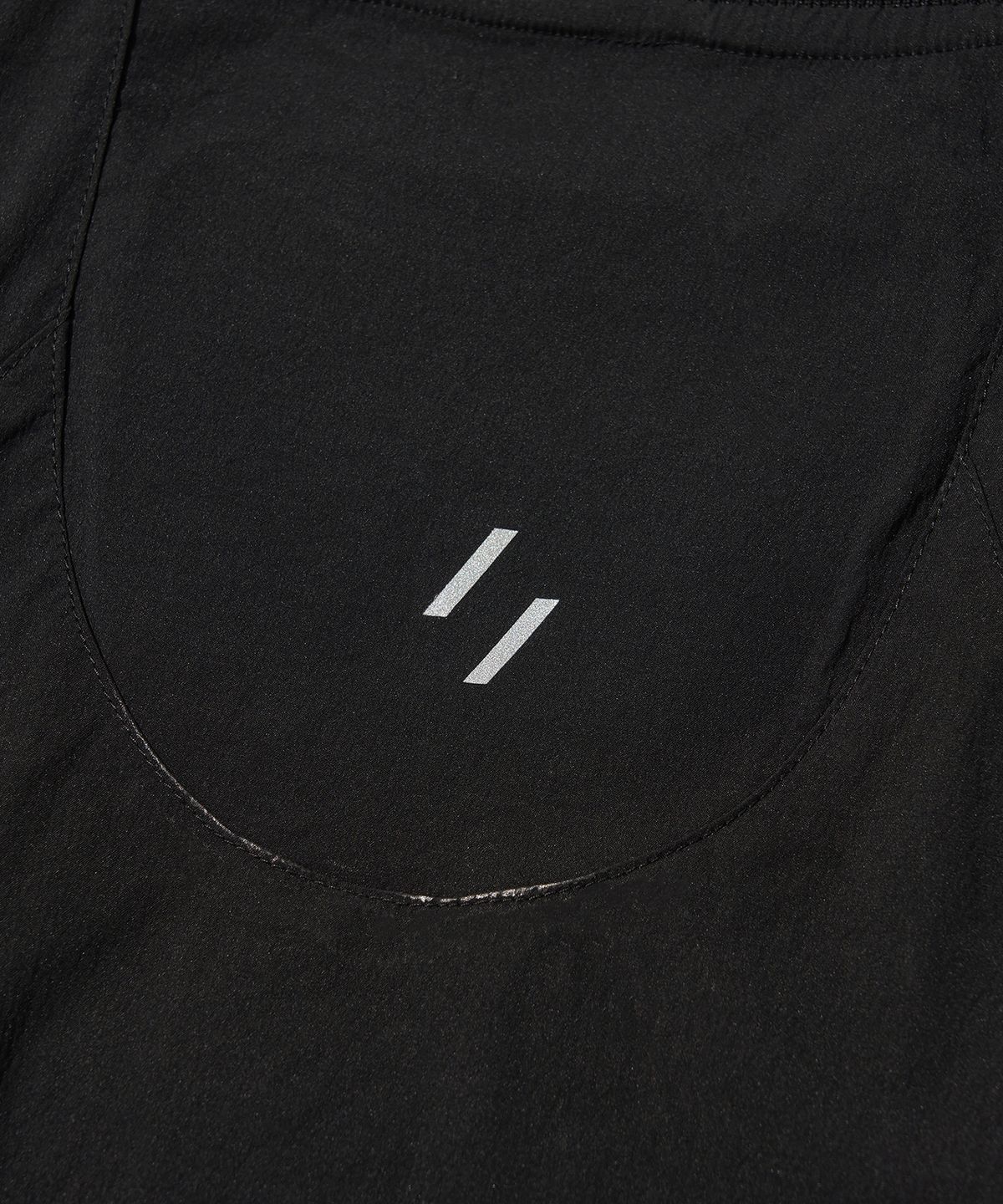 웰터 익스페리먼트(WELTER EXPERIMENT) ATTABAD STRETCH WINDBREAK PULLOVER_BLACK_WLT030