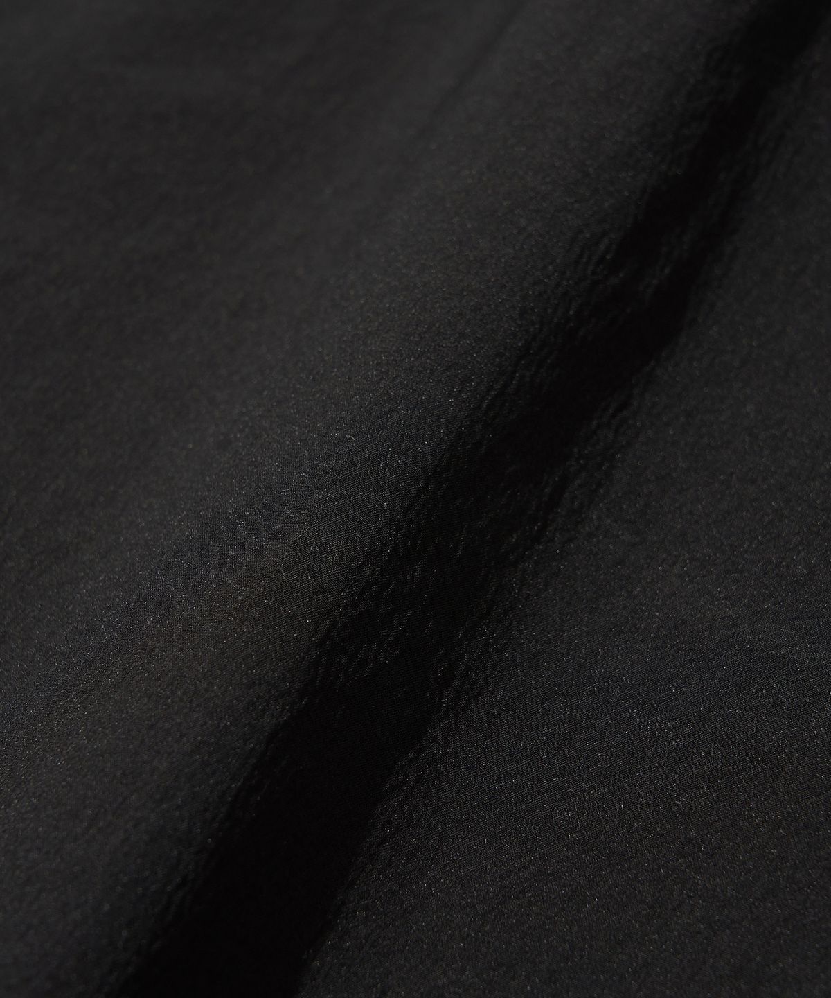웰터 익스페리먼트(WELTER EXPERIMENT) ATTABAD STRETCH WINDBREAK PULLOVER_BLACK_WLT030