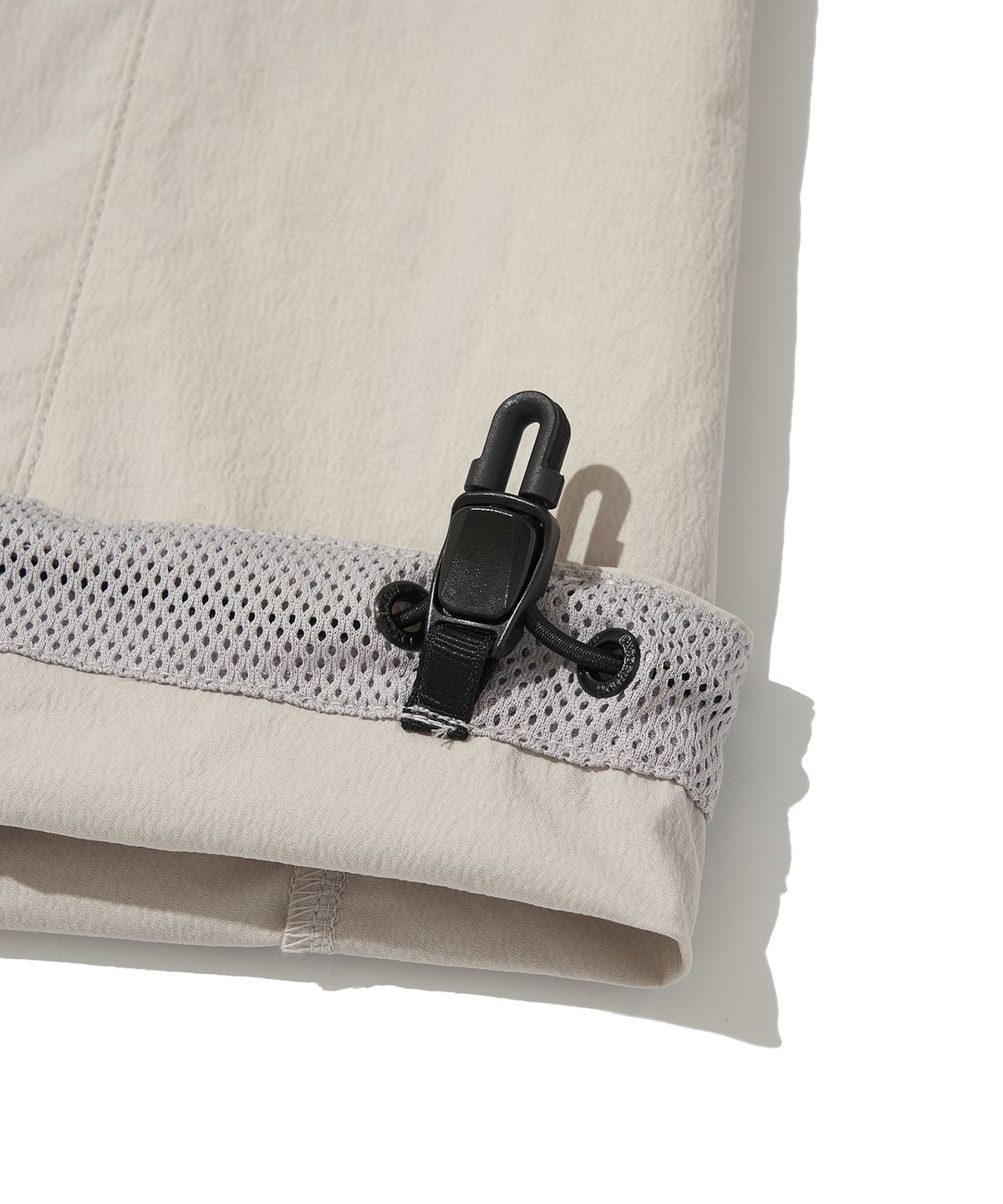 웰터 익스페리먼트(WELTER EXPERIMENT) ATTABAD STRETCH WINDBREAK PULLOVER_LIGHT GRAY_WLT031