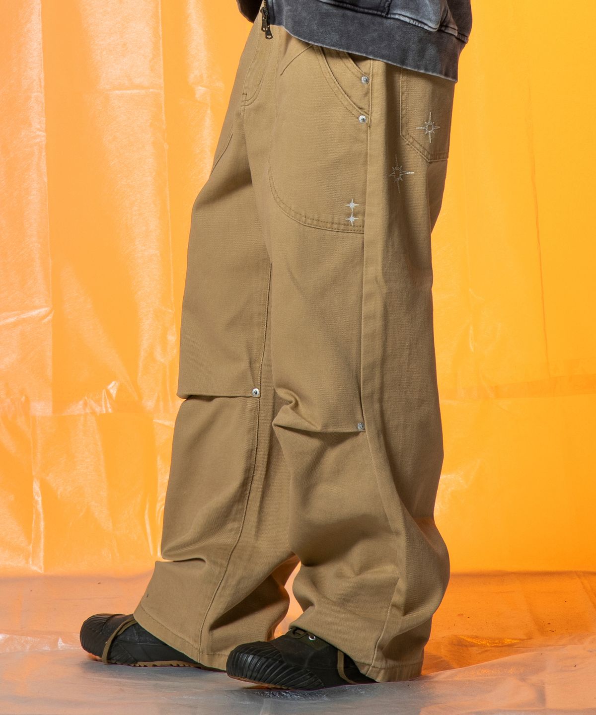 엑스톤즈(XTONZ) XP234 리온 와이드 코튼 팬츠 (BEIGE)
