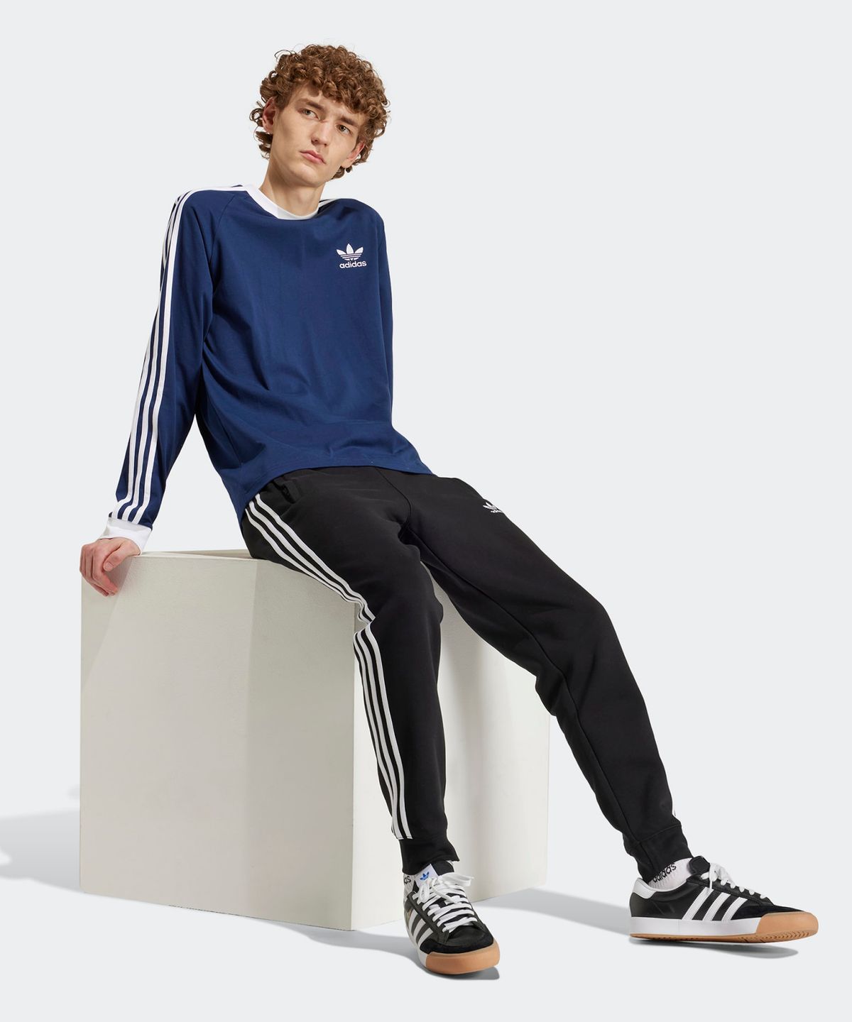 아디다스(ADIDAS) 3S 긴팔 티 - 네이비 / IM9428