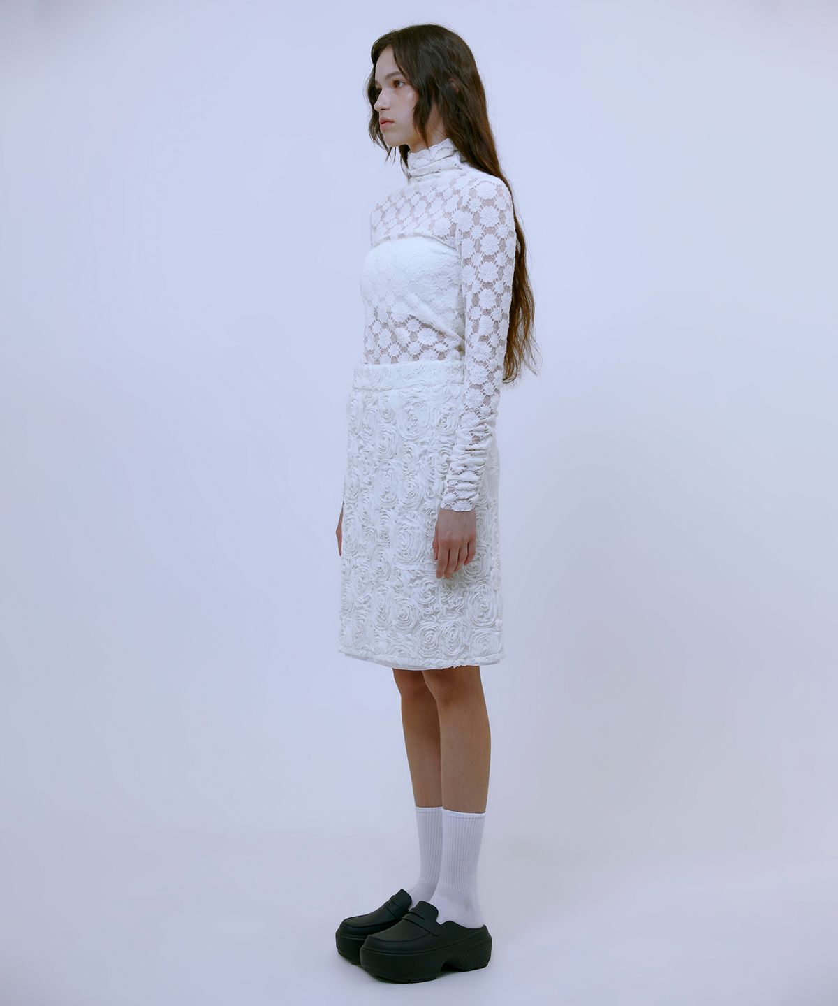써틴먼스(13MONTH) Chiffon Flower Midi Skirt (WHITE)