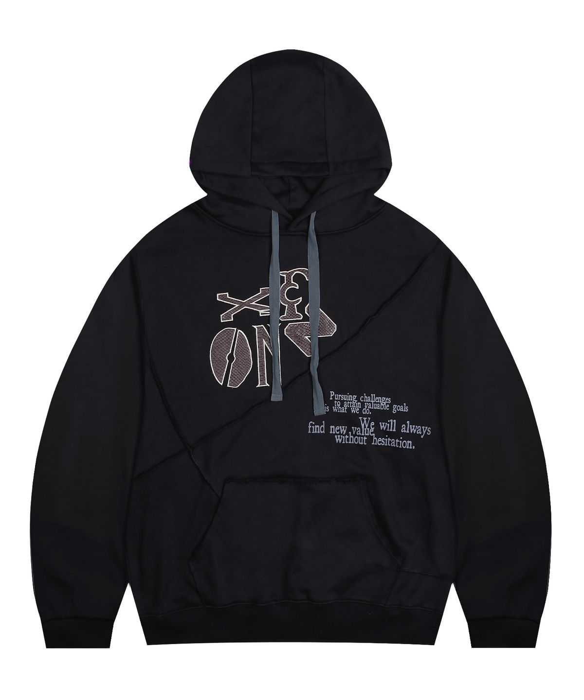 엑스톤즈(XTONZ) XTT106 레더 아플리케 코튼 후디 (BLACK)