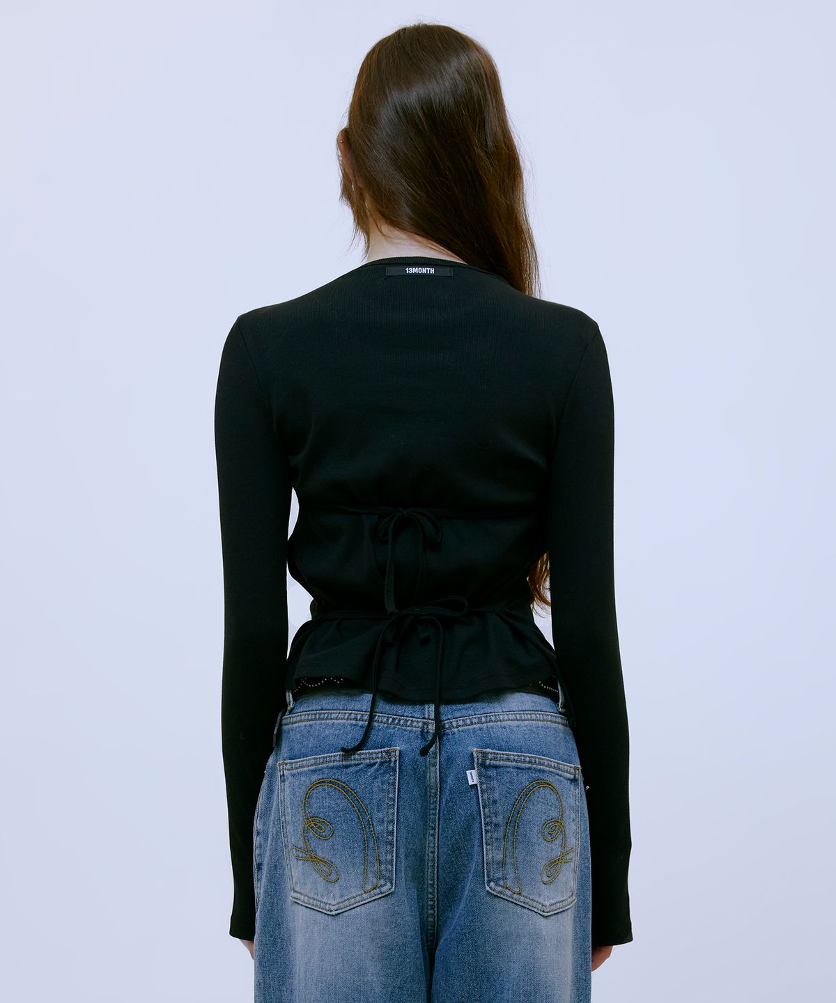 써틴먼스(13MONTH) Double Layered Strap Top (BLACK)