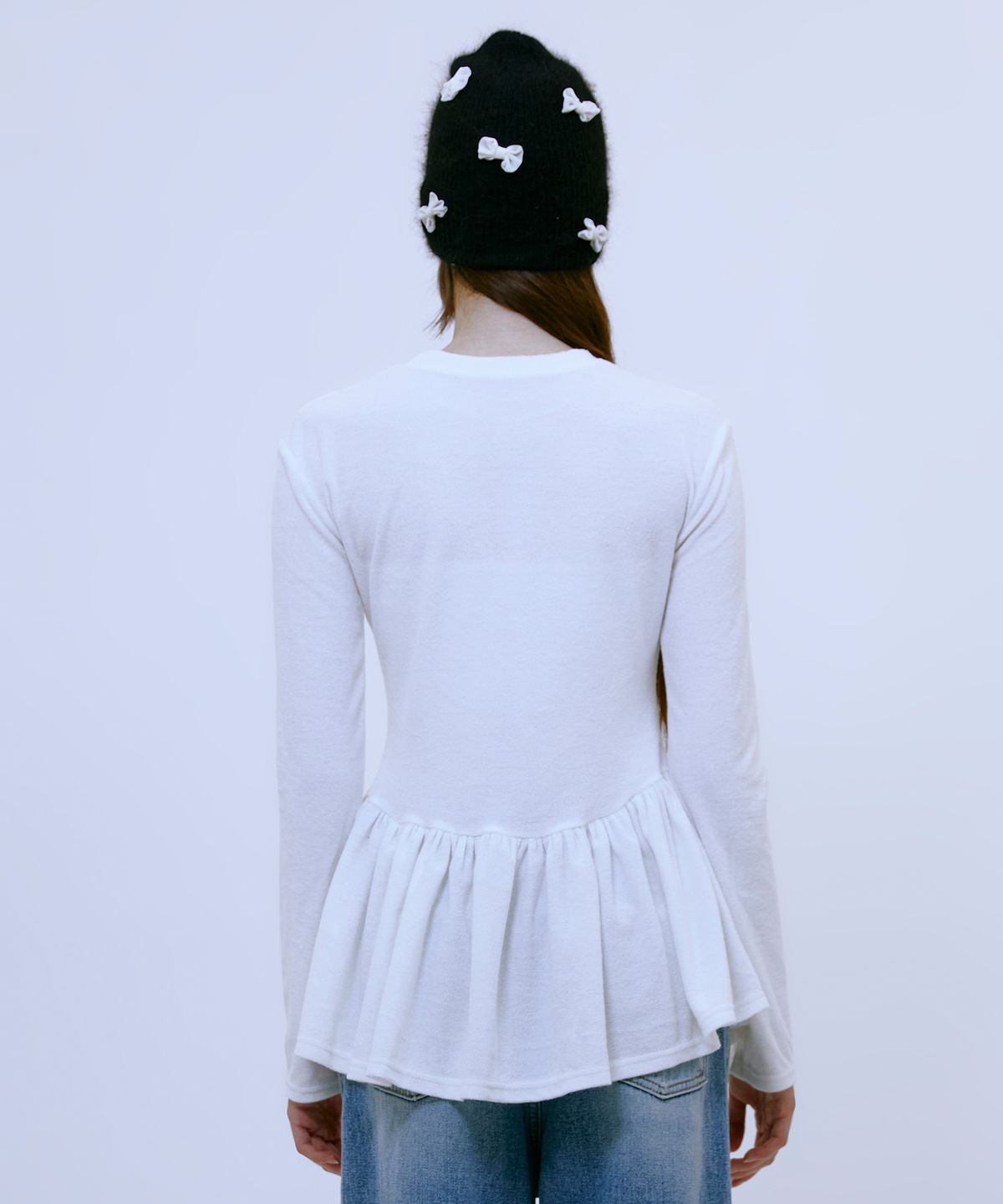 써틴먼스(13MONTH) Flare Edge Top (WHITE)