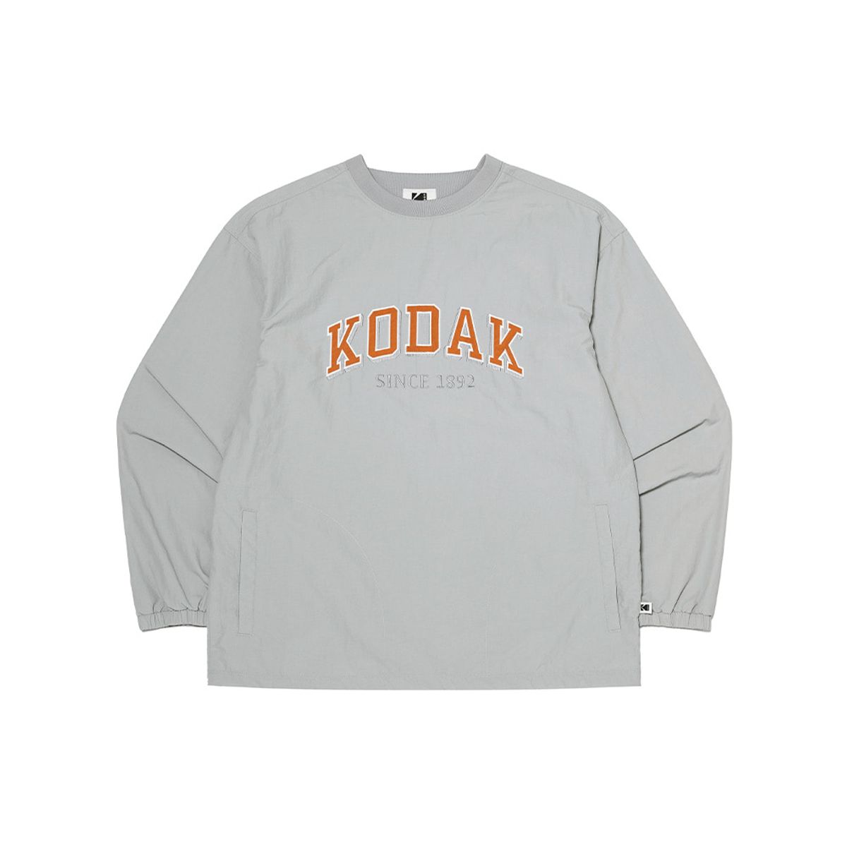 코닥(KODAK) 에센셜 워딩로고 우븐 맨투맨 GREY
