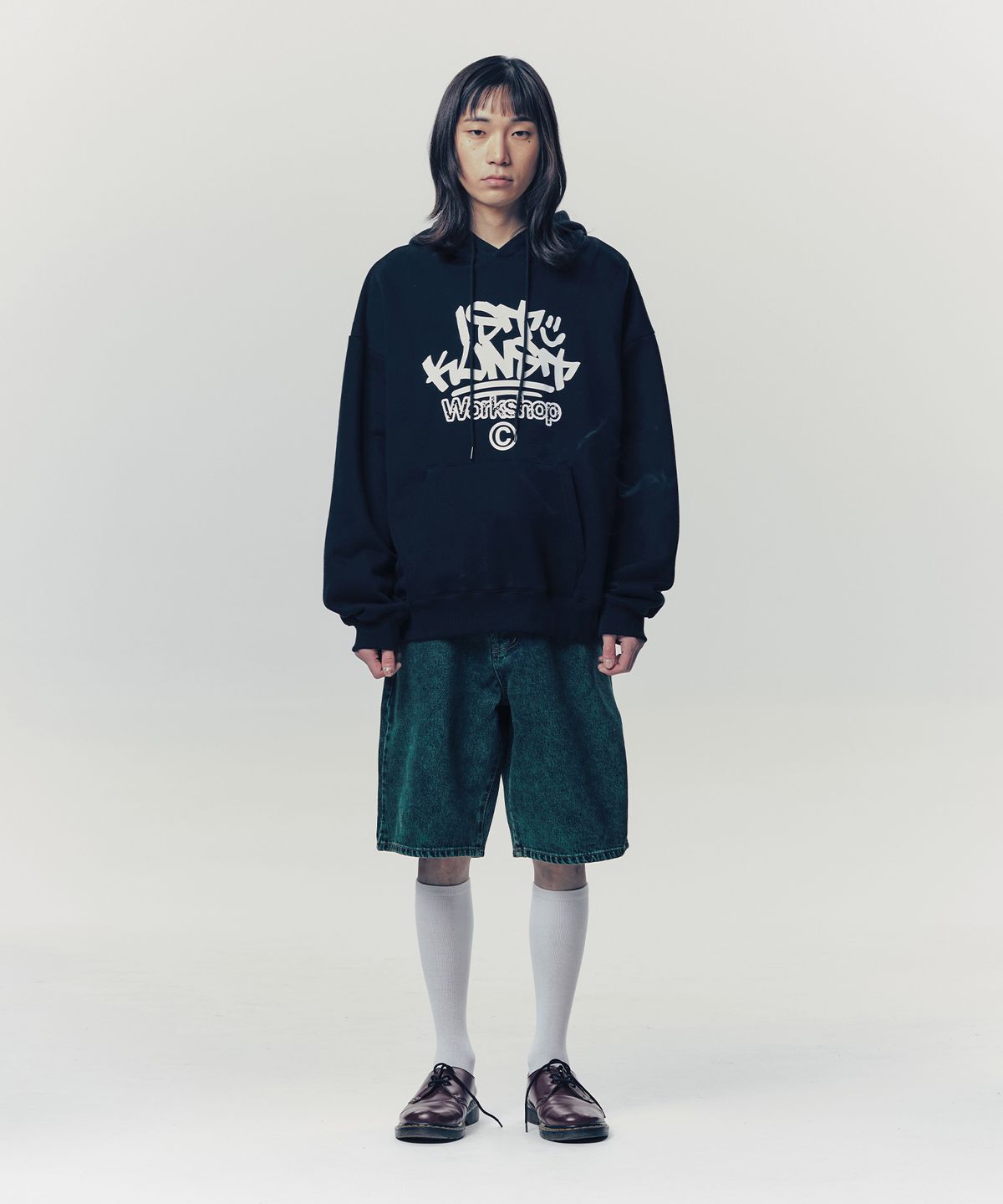 이스트쿤스트(ISTKUNST) IK TAG LOGO HOODIE_BLACK(IK2EFMM415A)