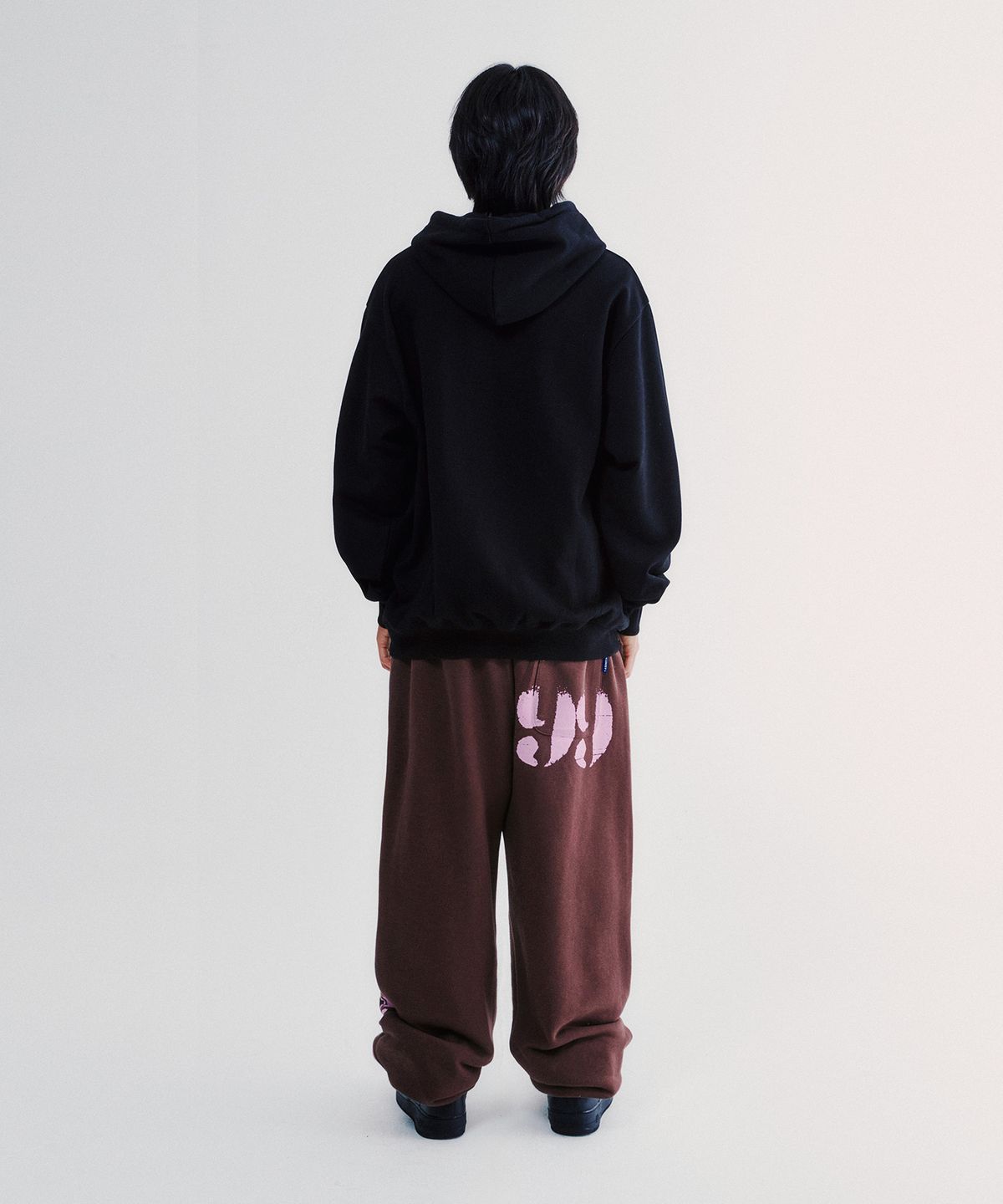 이스트쿤스트(ISTKUNST) HIDEOUT HOODIE_BLACK(IK2ESMM403A)