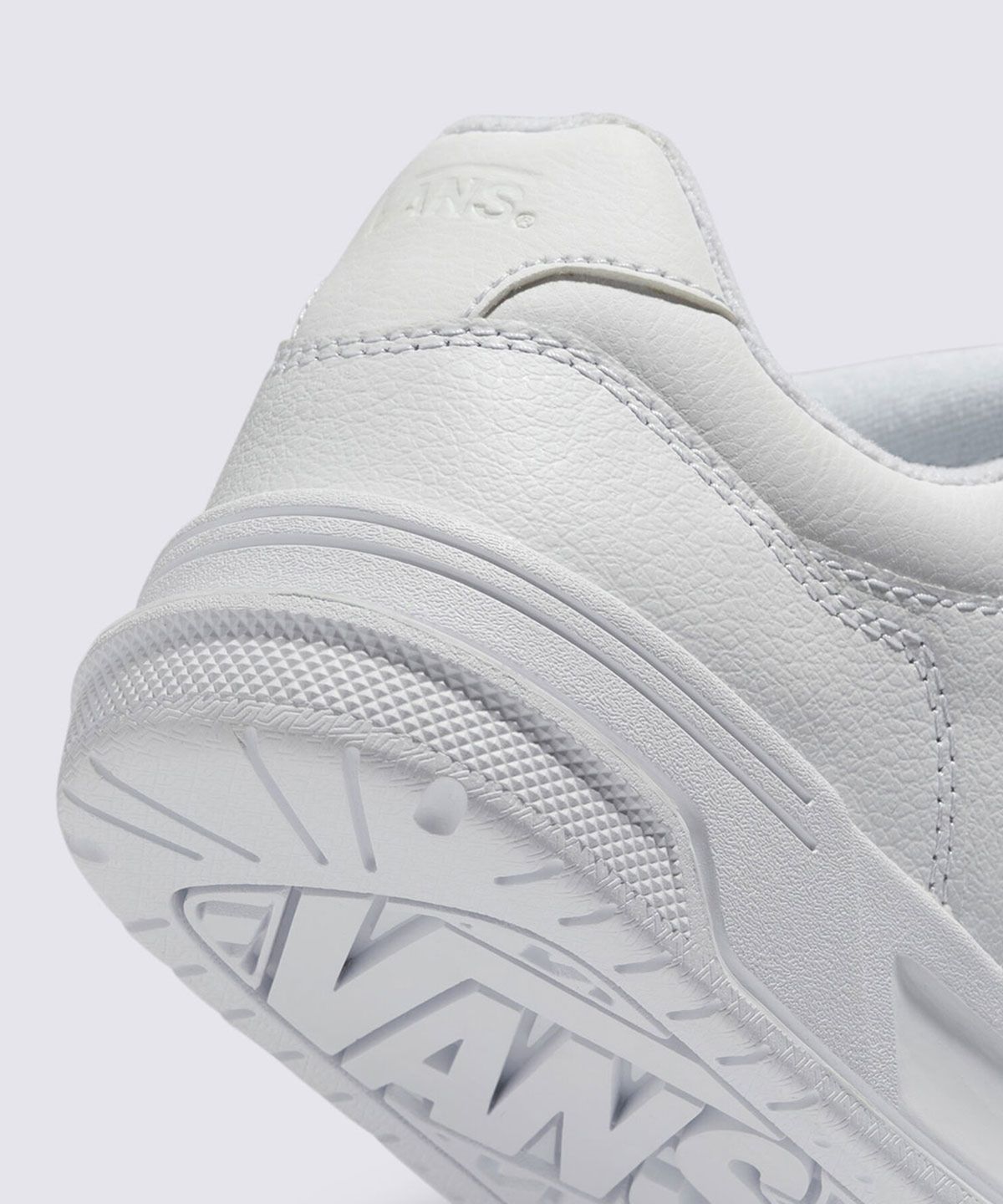 반스(VANS) 업랜드 - 화이트 / VN000D1HWWW1