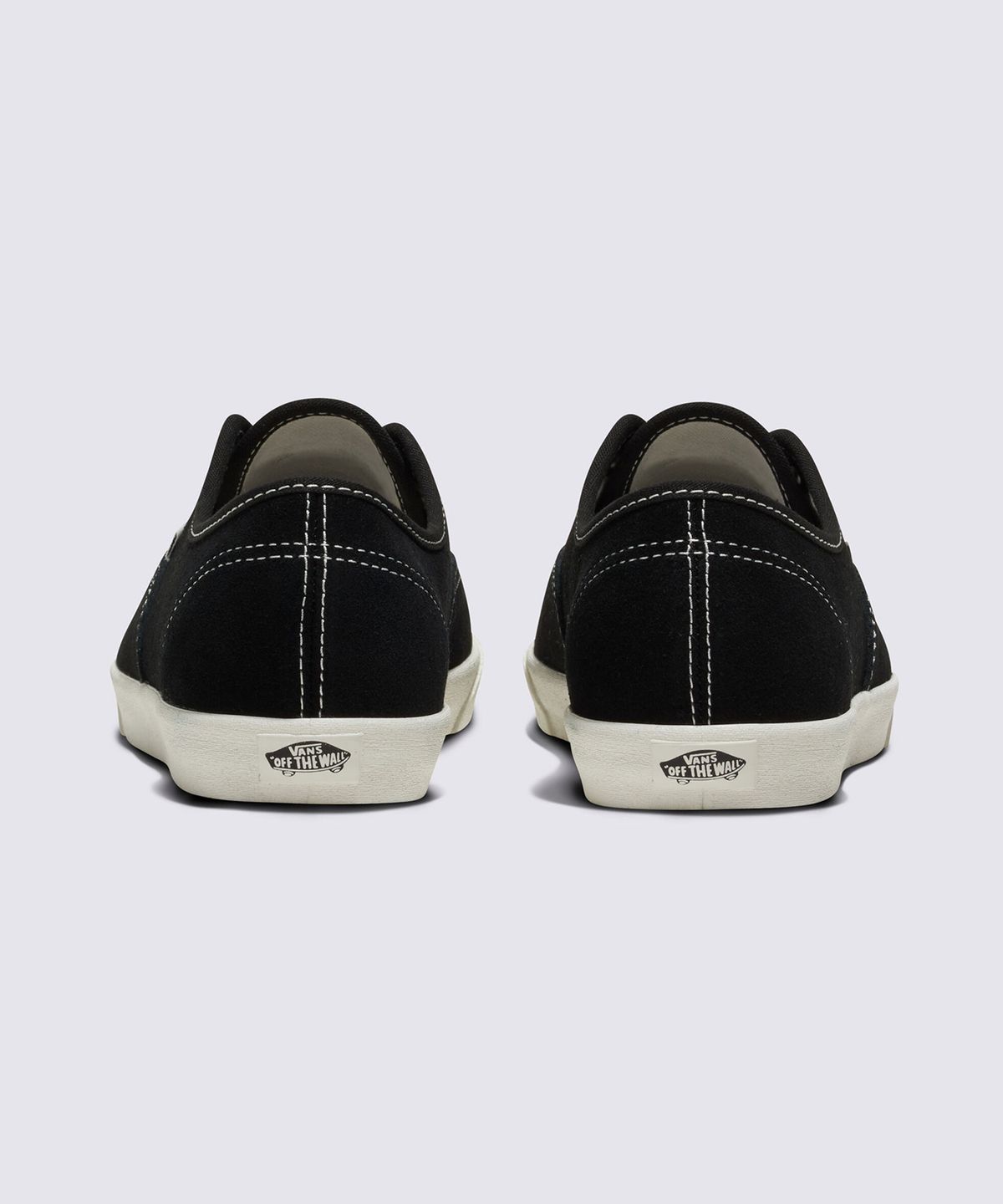 반스(VANS) 어센틱 로우프로 - (스웨이드) 블랙:화이트 / VN000D04BA21