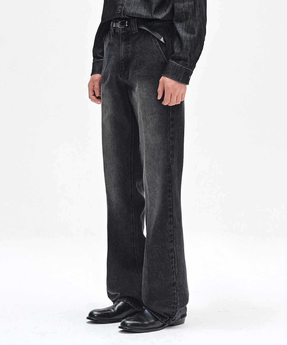 데케트(DECET) Dawn Semi Flared Jeans DCPT044BlackA