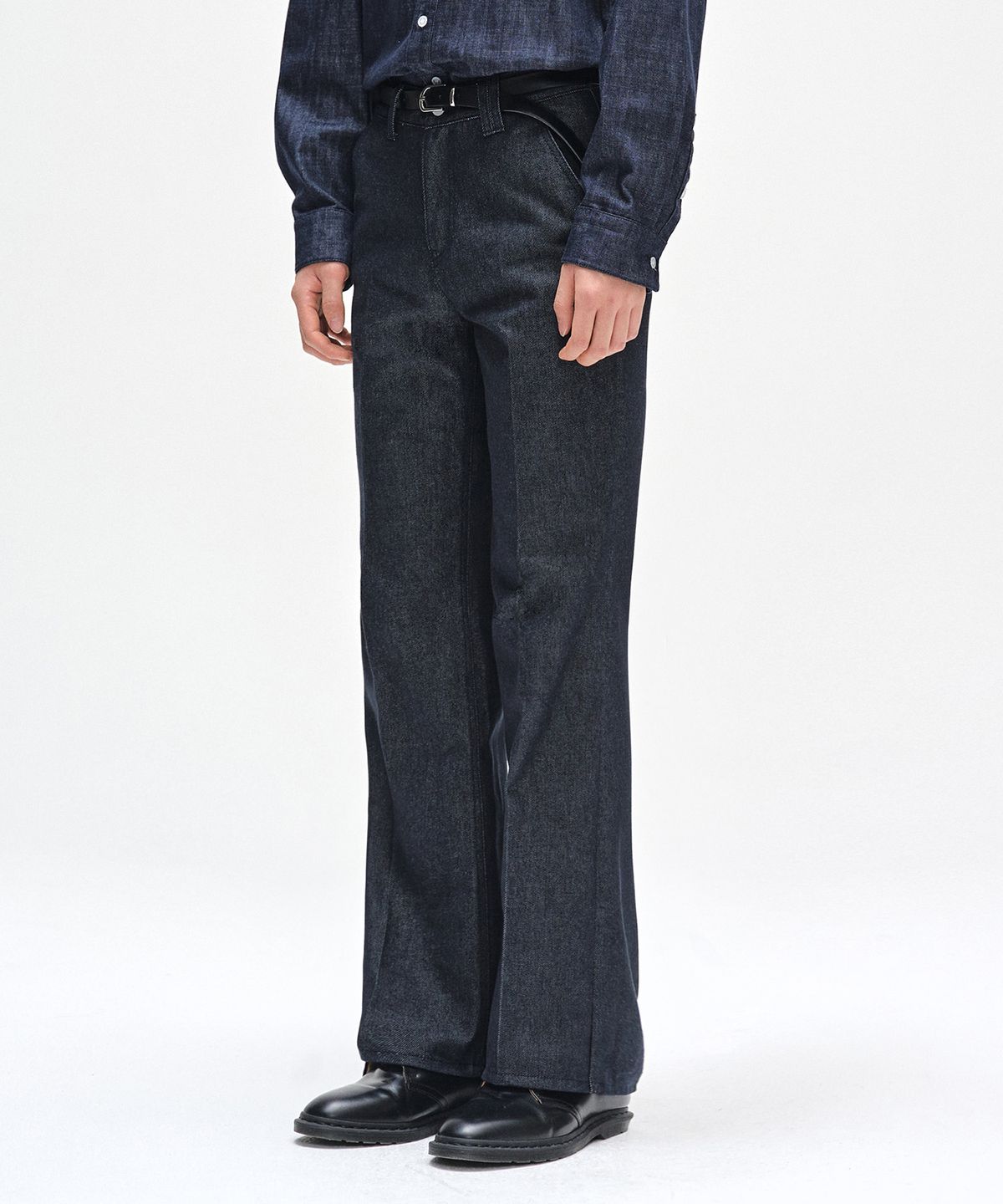 데케트(DECET) Dawn Semi Flared Jeans DCPT044CPIndigo2