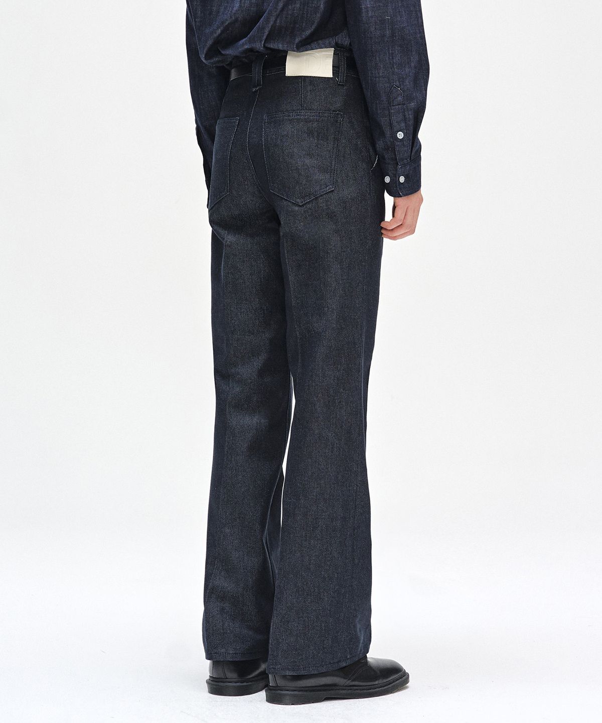 데케트(DECET) Dawn Semi Flared Jeans DCPT044CPIndigo2