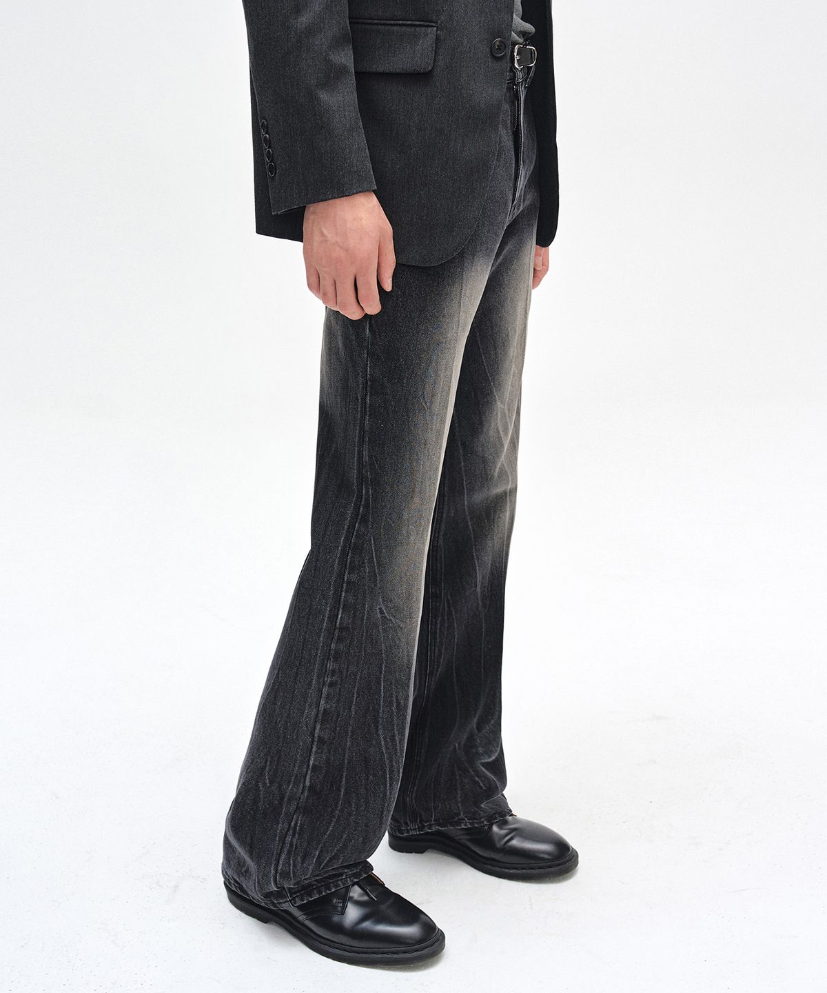 데케트(DECET) Dawn Semi Flared Jeans DCPT044CRBlackB