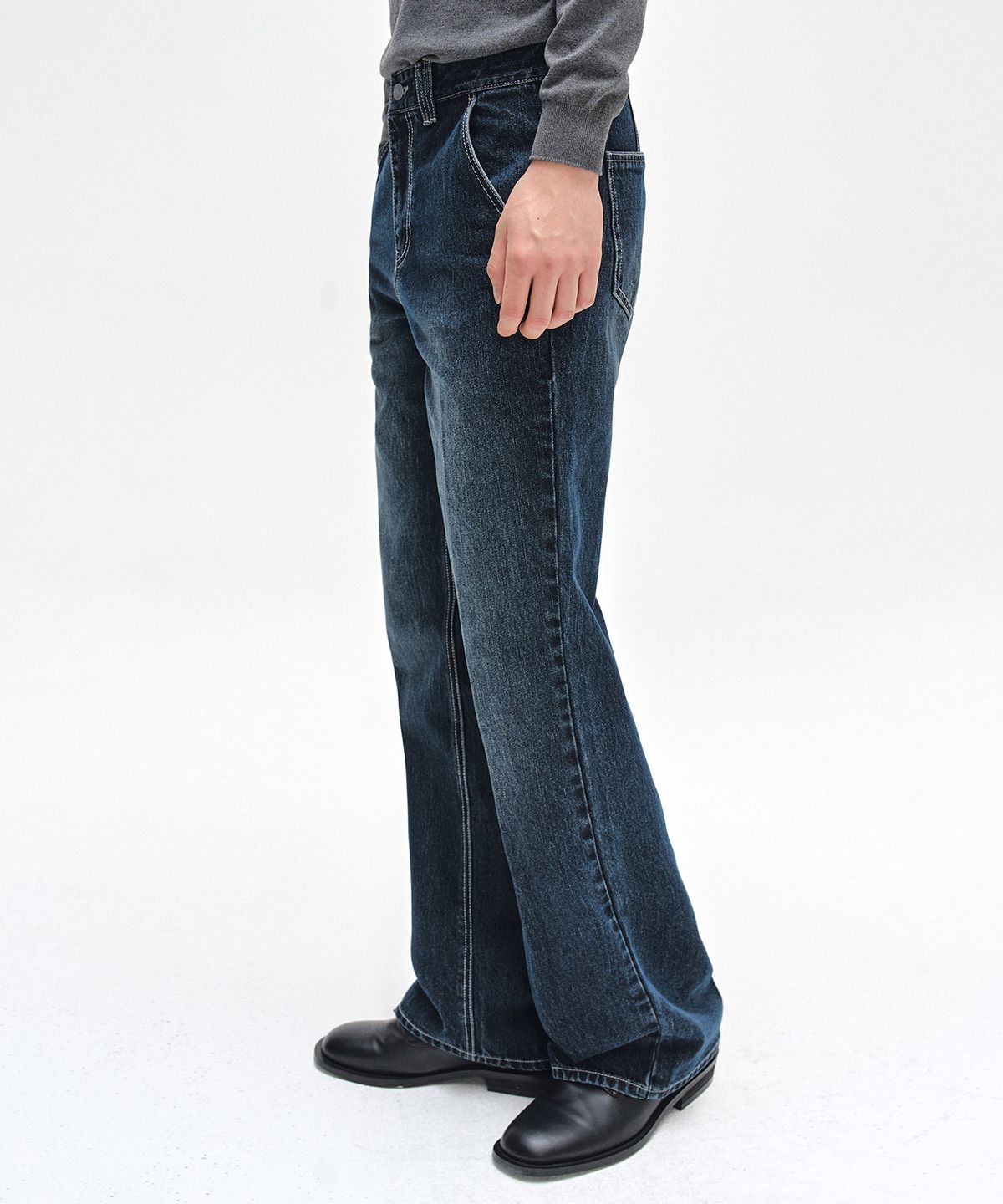 데케트(DECET) Dawn Semi Flared Jeans DCPT044DBlue