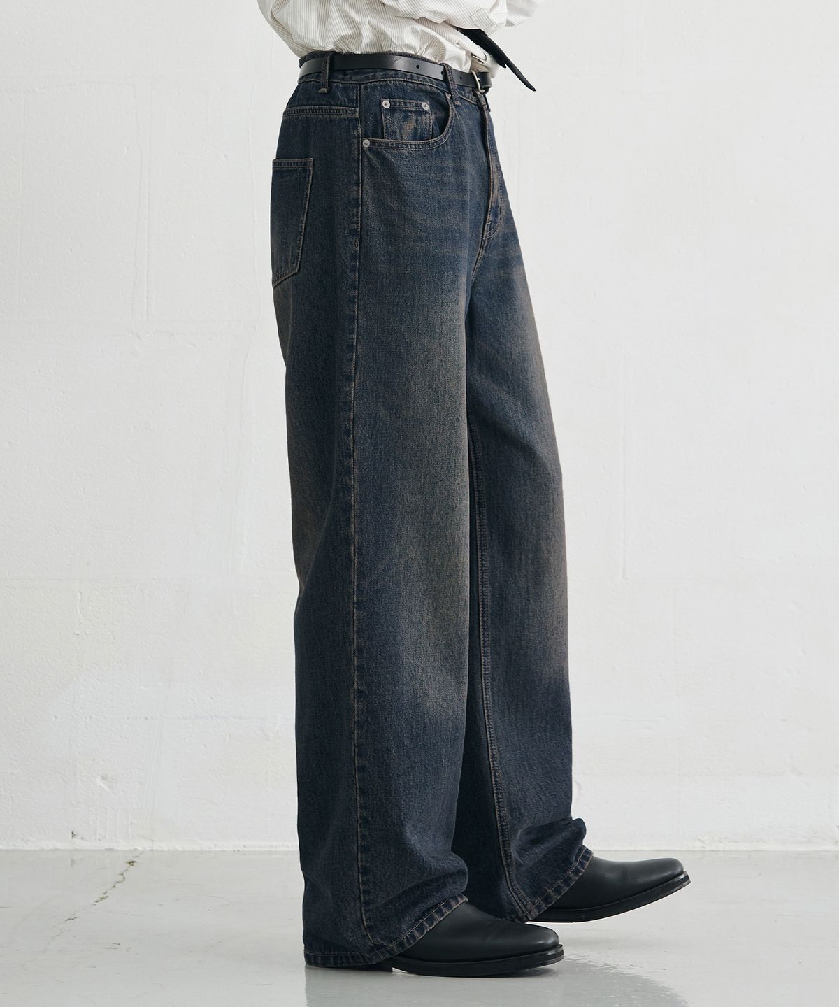 드로우핏(DRAW FIT) 콘트라스트 세미 와이드 워싱 데님 팬츠 [RUSTY INDIGO]