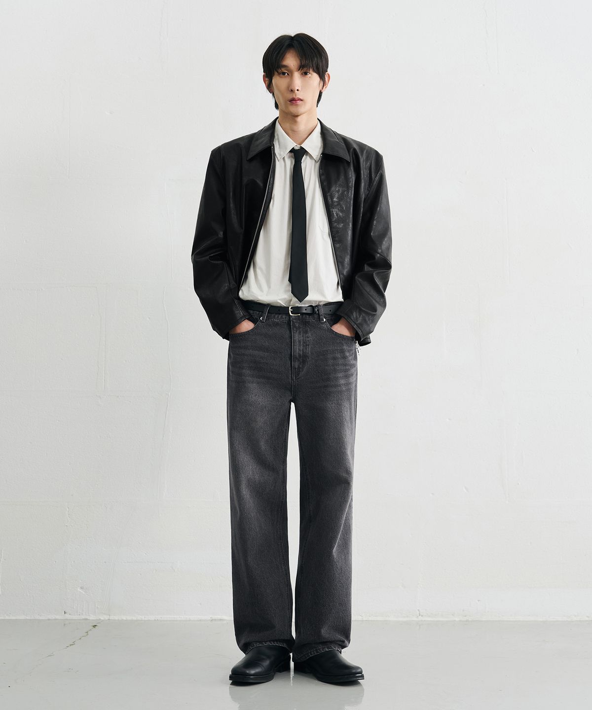 드로우핏(DRAW FIT) 유주얼 세미 와이드 데님 팬츠 [DARK GREY]