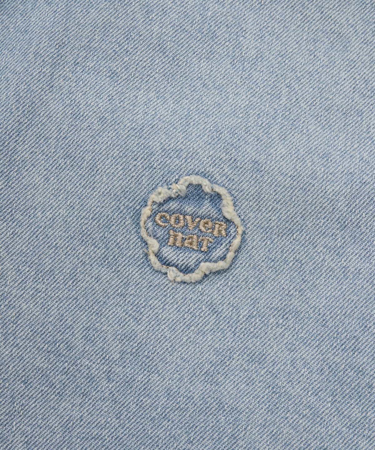 커버낫 우먼(COVERNAT WOMAN) 우먼 크롭 클로버하트 데님 셔츠 Light Blue