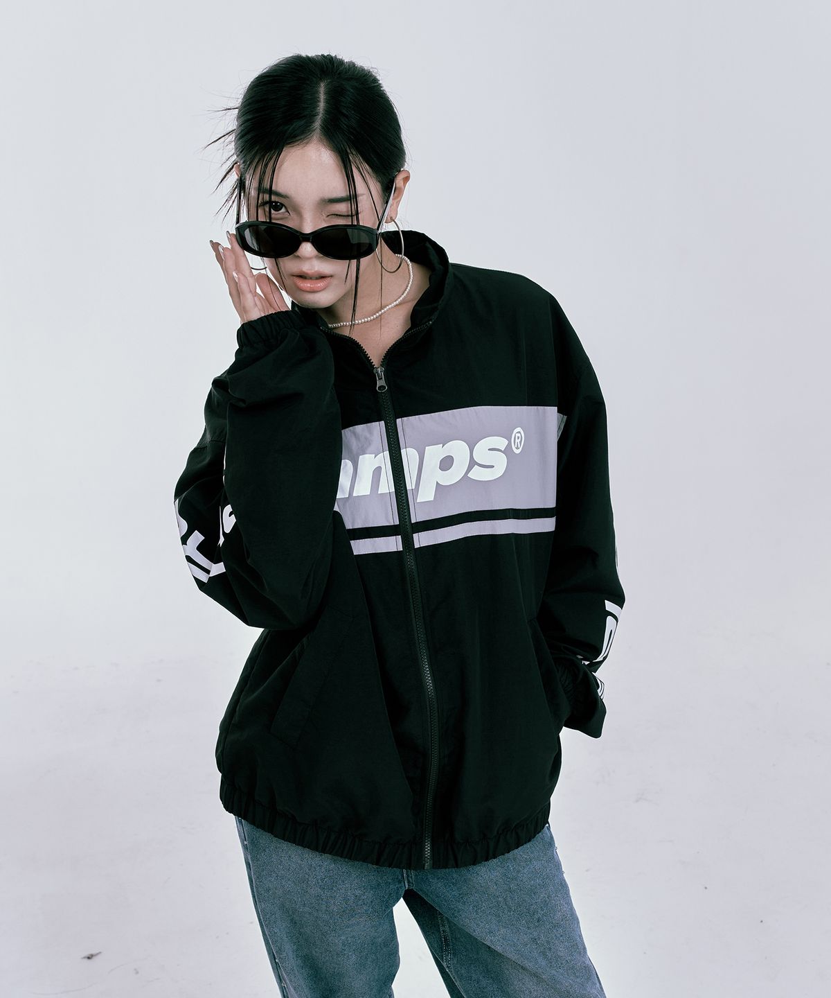 본챔스(BORN CHAMPS) 익스플로어 바람막이 자켓 B24FT01BK