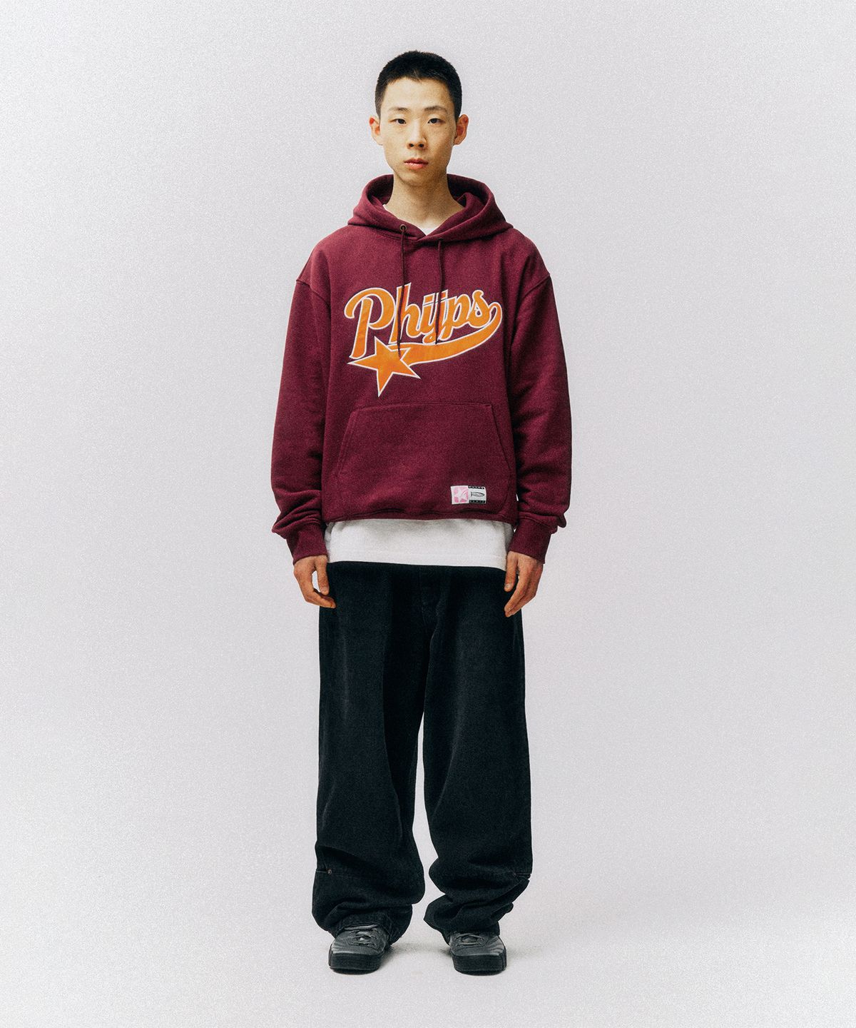 피지컬 디파트먼트(PHYSICAL DEPARTMENT) 아플리케 스타테일 후드_버건디