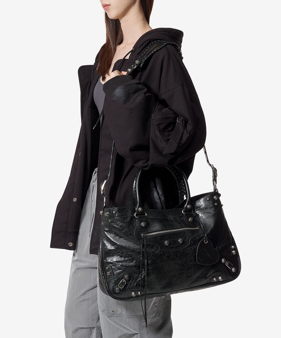 MUSINSA | BALENCIAGA Neo Cargo XL Tote Bag - Black / 7916012AA4Z1060