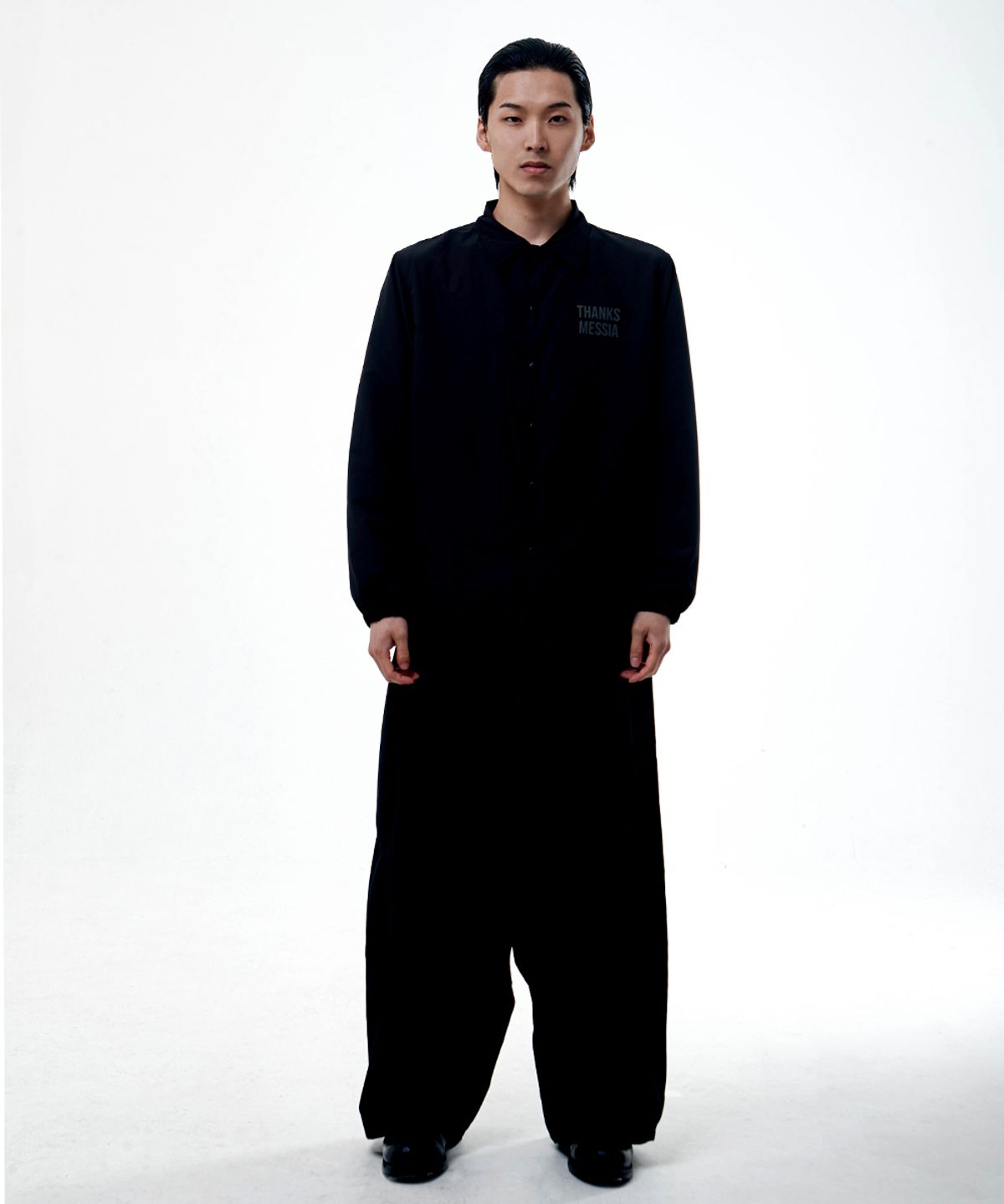 땡스메시아(THANKS MESSIA) ARCH LOGO COACH JACKET-BLACK