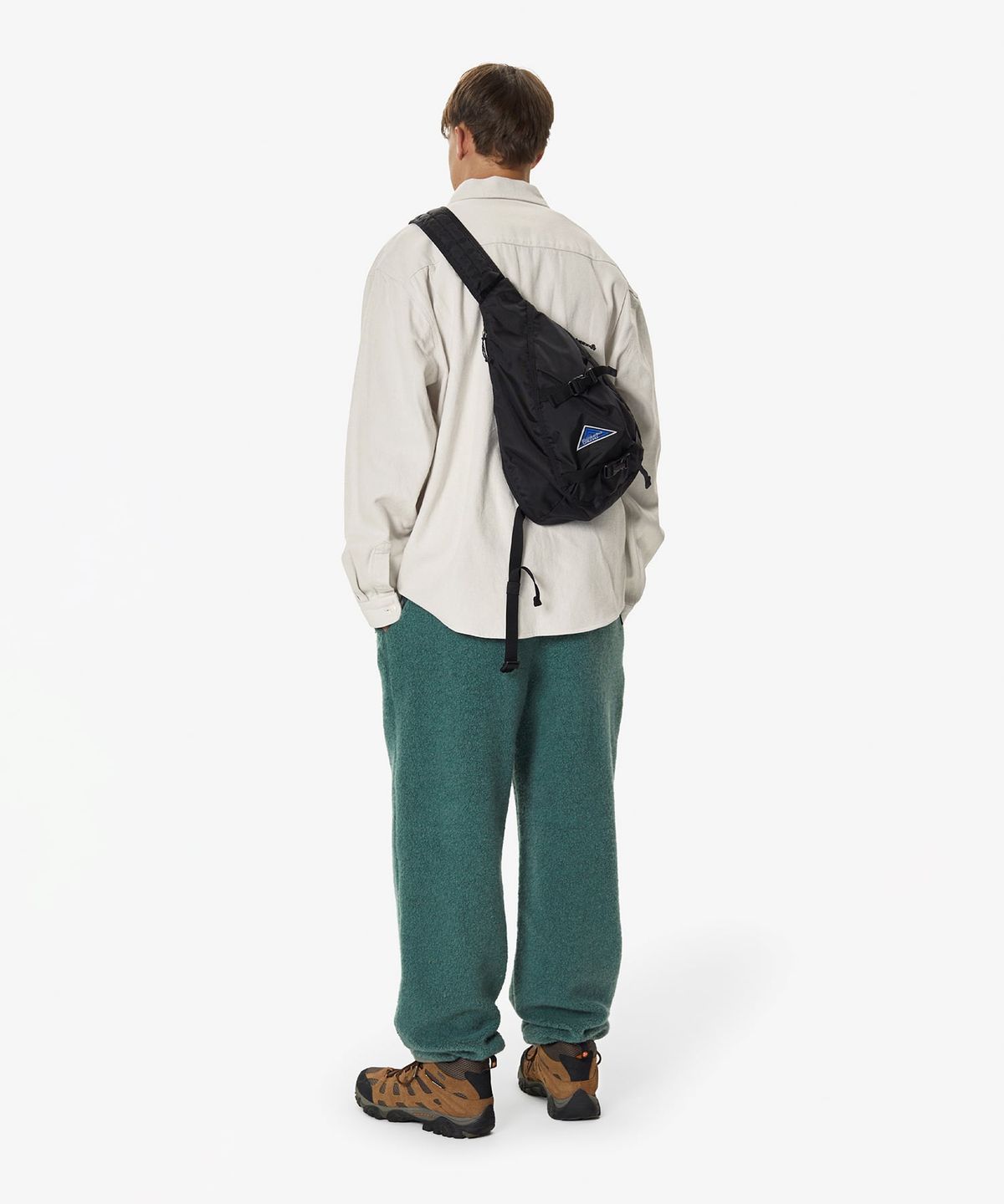 디스이즈네버댓(THISISNEVERTHAT) Washed Nylon Sling Bag Black
