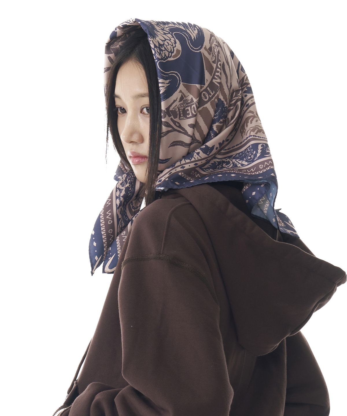 아캄(AAKAM) Western Eagle Printed Scarf (Beige)
