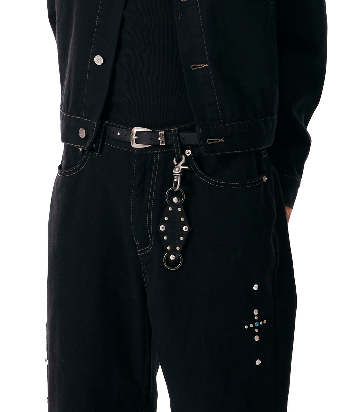 아캄(AAKAM) Studded Leather Keyring (Diamond)