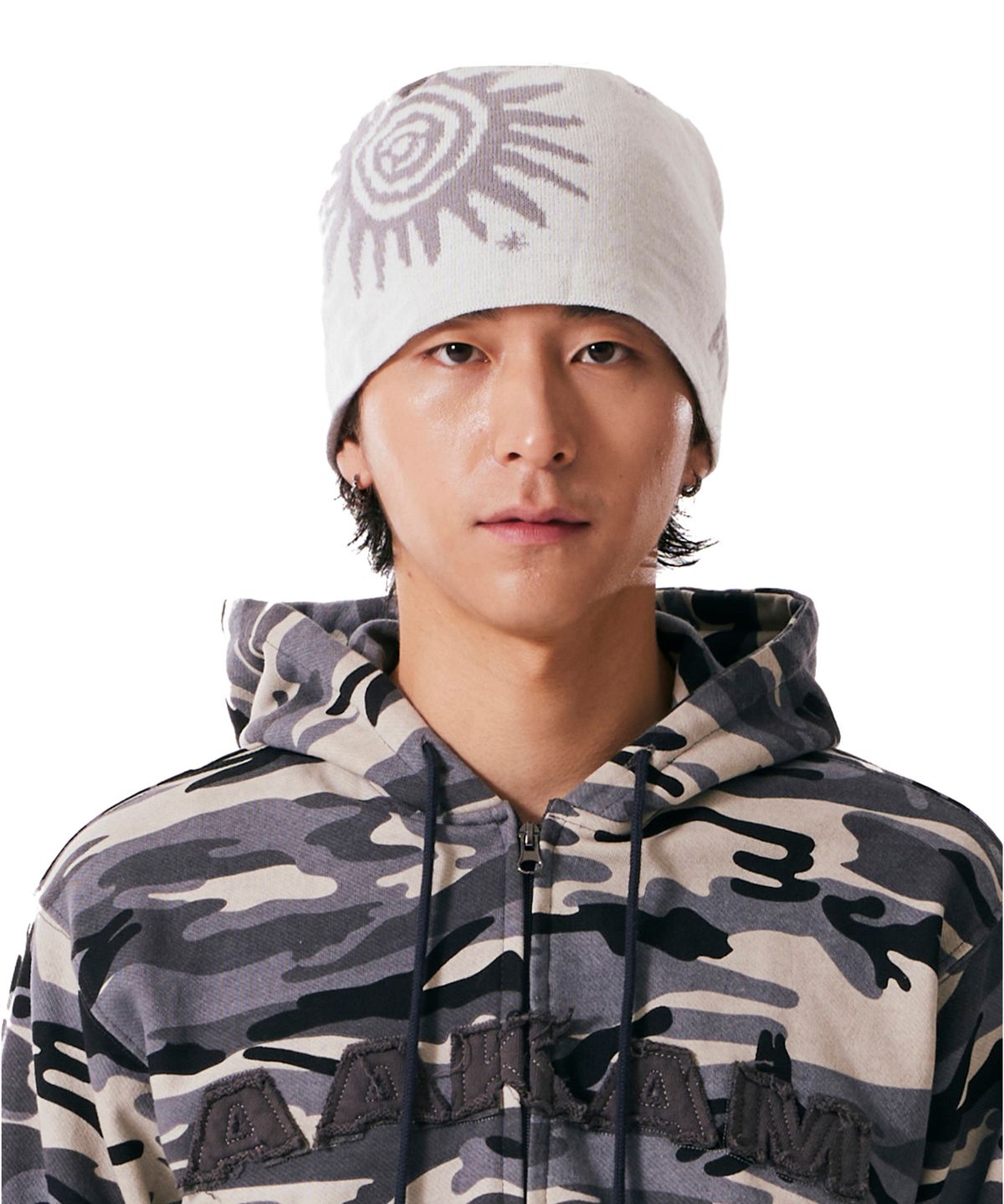 아캄(AAKAM) Sun Jacquard Beanie (White)