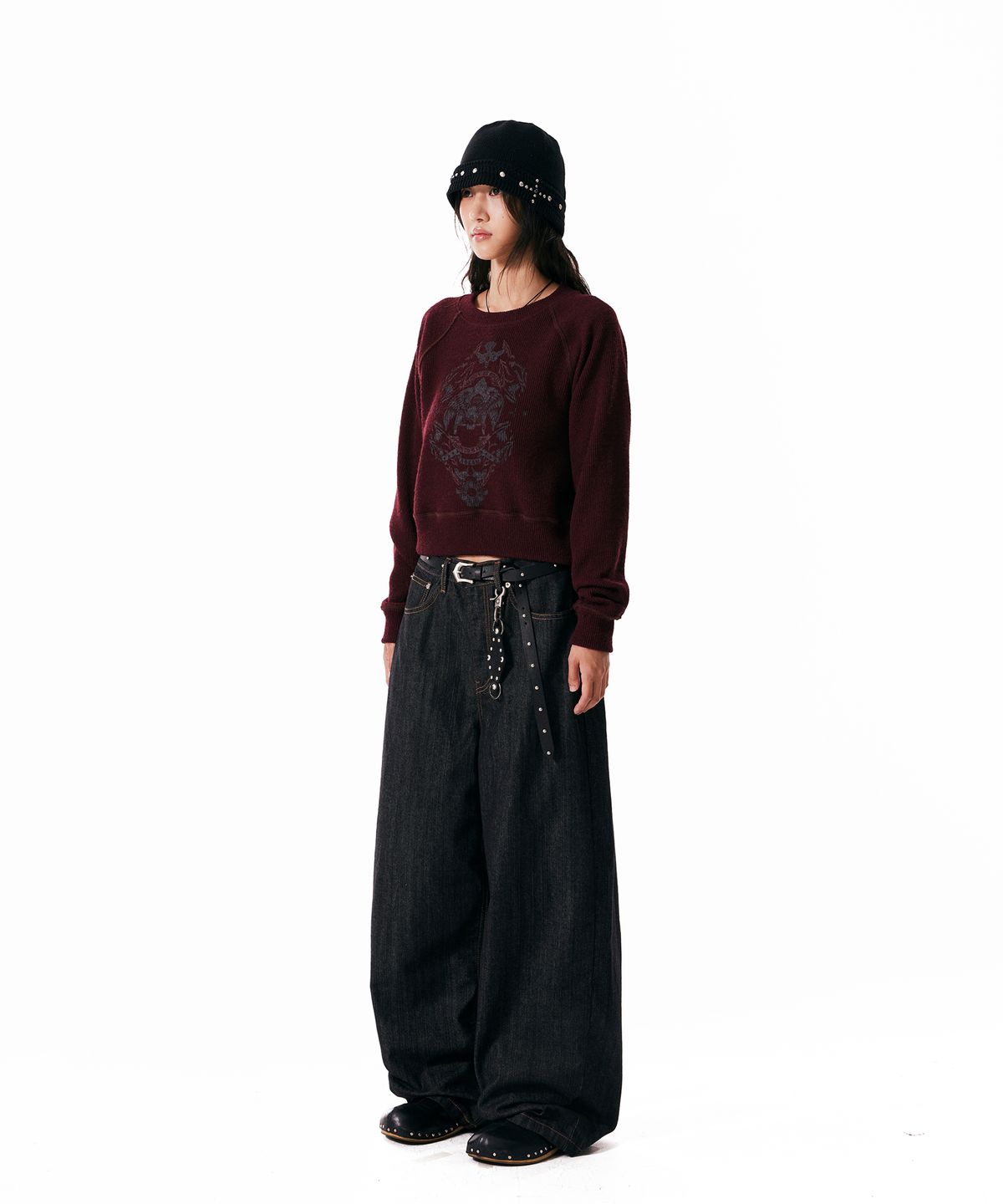 아캄(AAKAM) Leather Patch Denim Pants (Black)